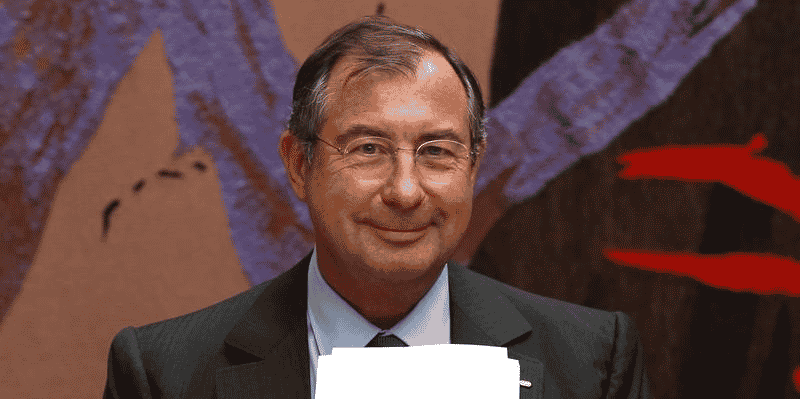 Martin bouygues a la croisee des chemins sur les telecoms