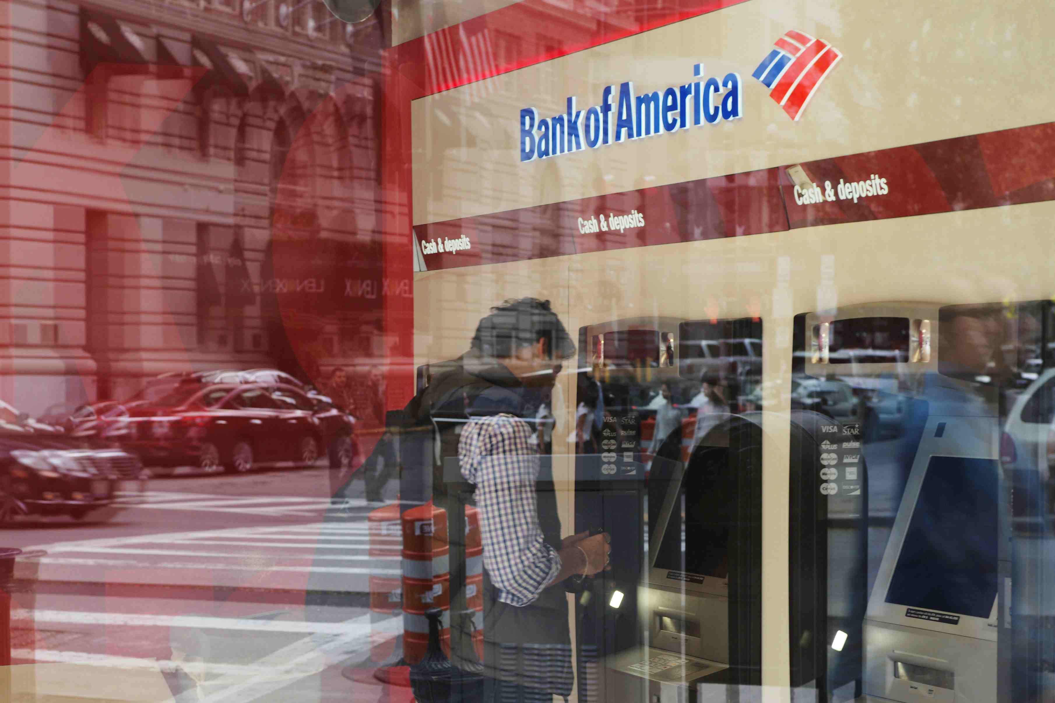 Bank of america amortit la baisse des taux par une croissance de ses prets