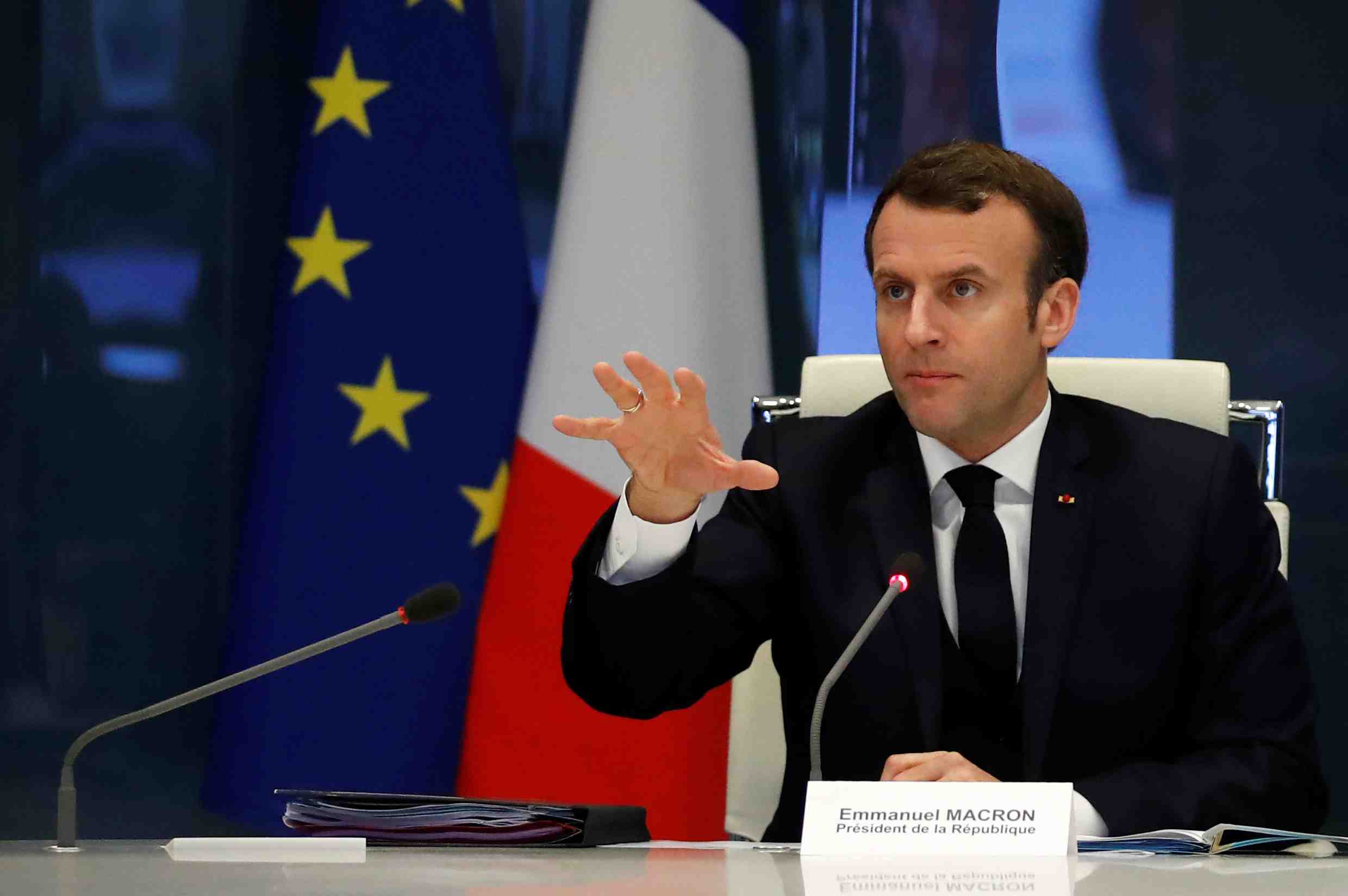 La survie de l'ue est en jeu, a dit macron au conseil europeen