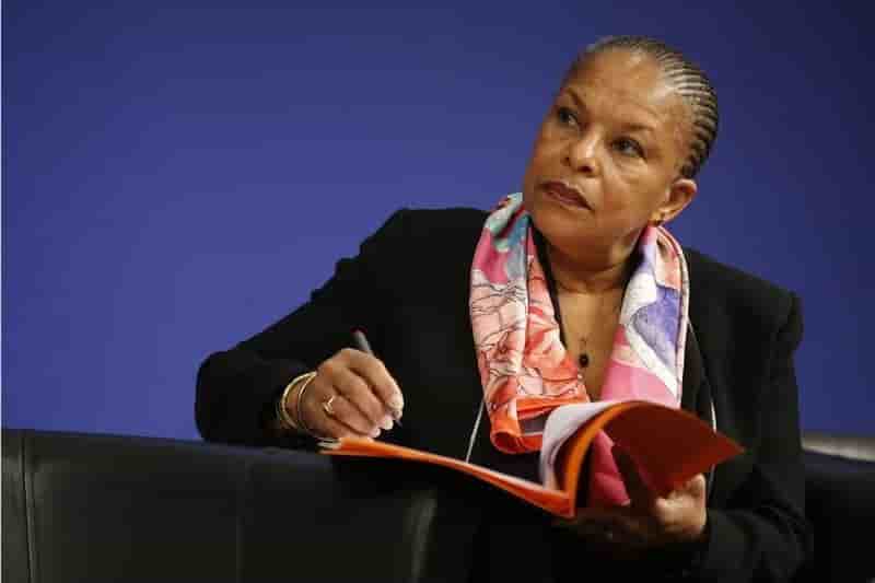 Christiane taubira placee sous le statut de temoin assiste