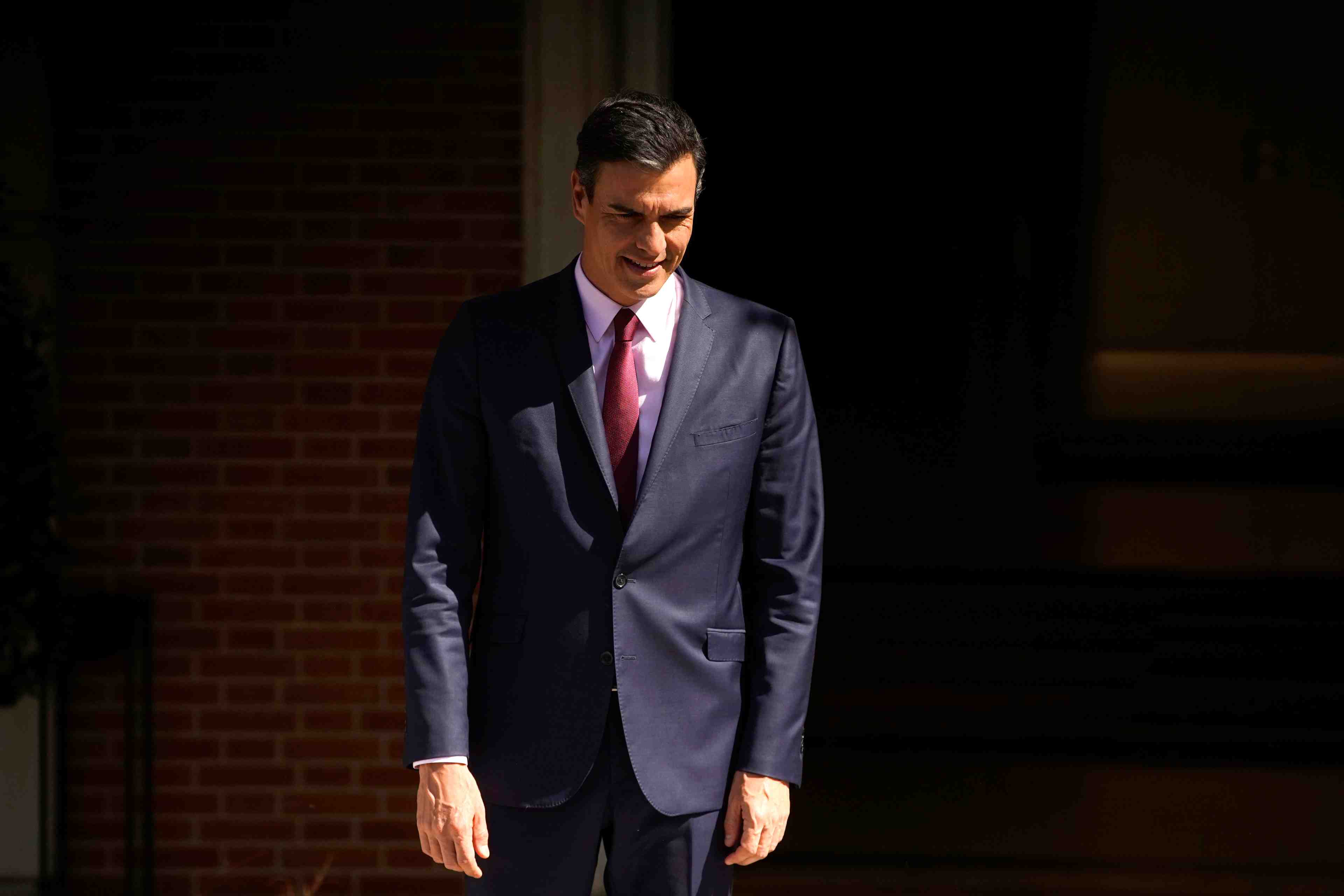 Espagne: sanchez propose deux catalans pour presider le congres et le senat