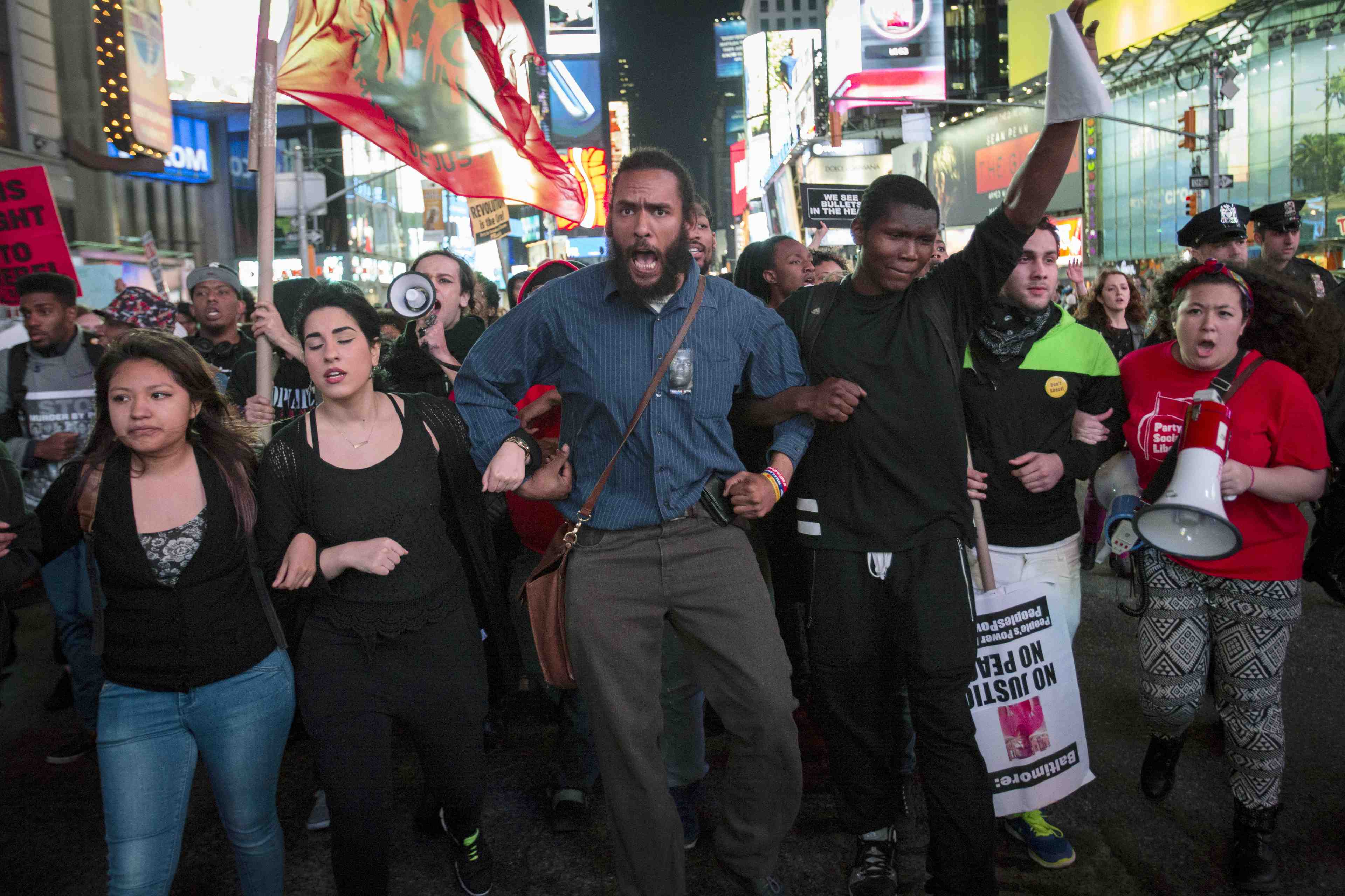 Manifestations aux etats-unis contre les violences policieres
