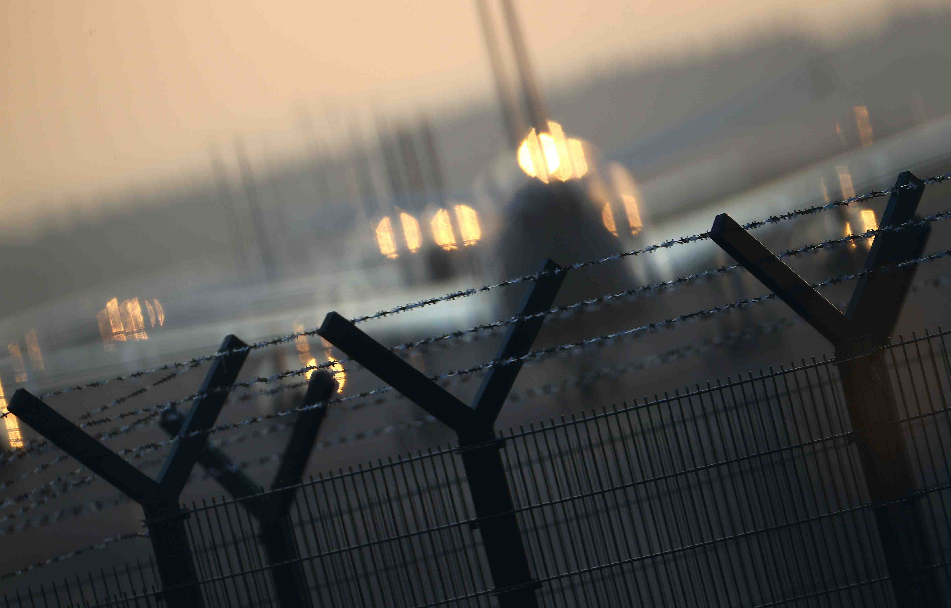 Les eurodeputes approuvent la suspension des regles sur les creneaux aeriens