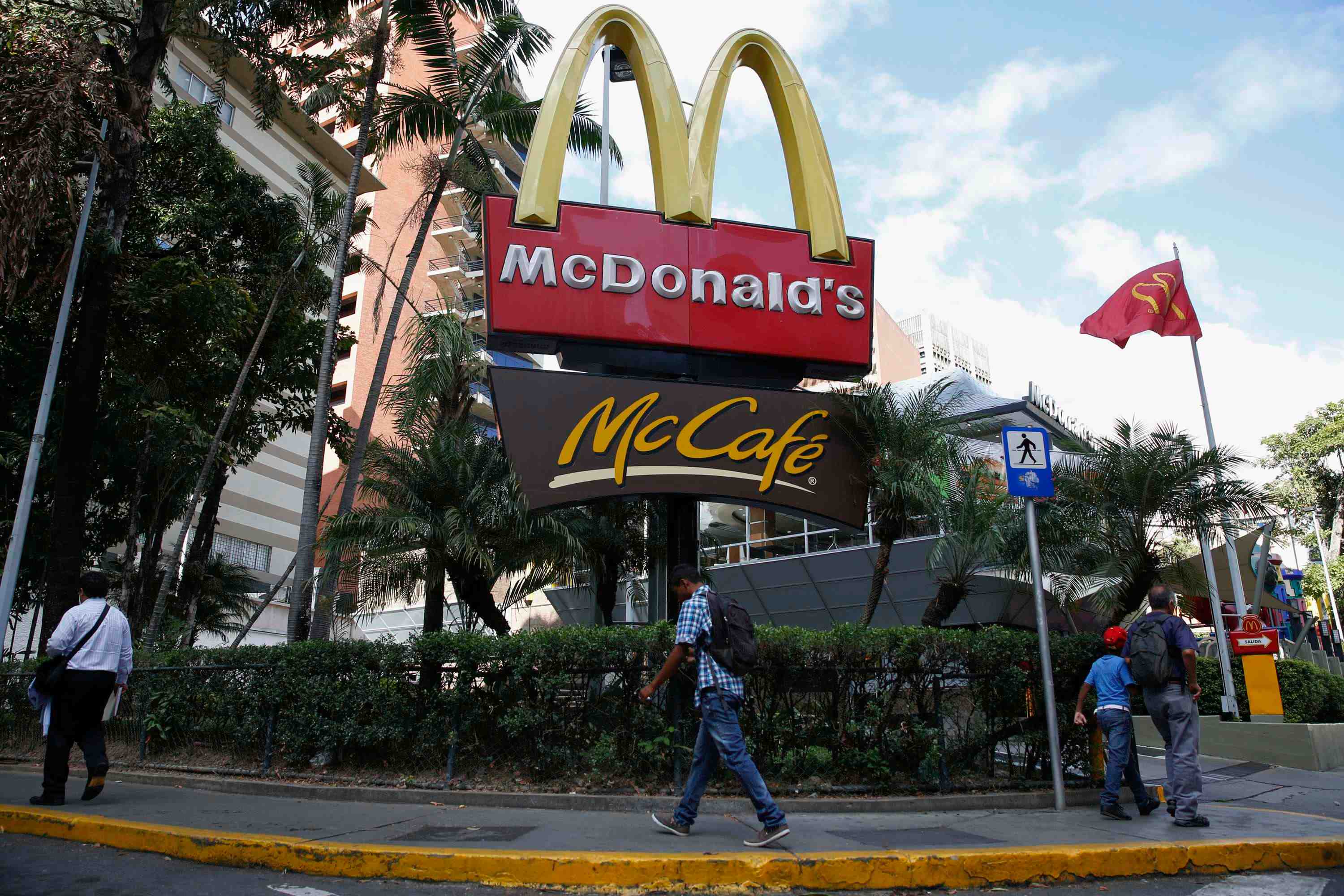 Ca trimestriel en baisse pour mcdonald's