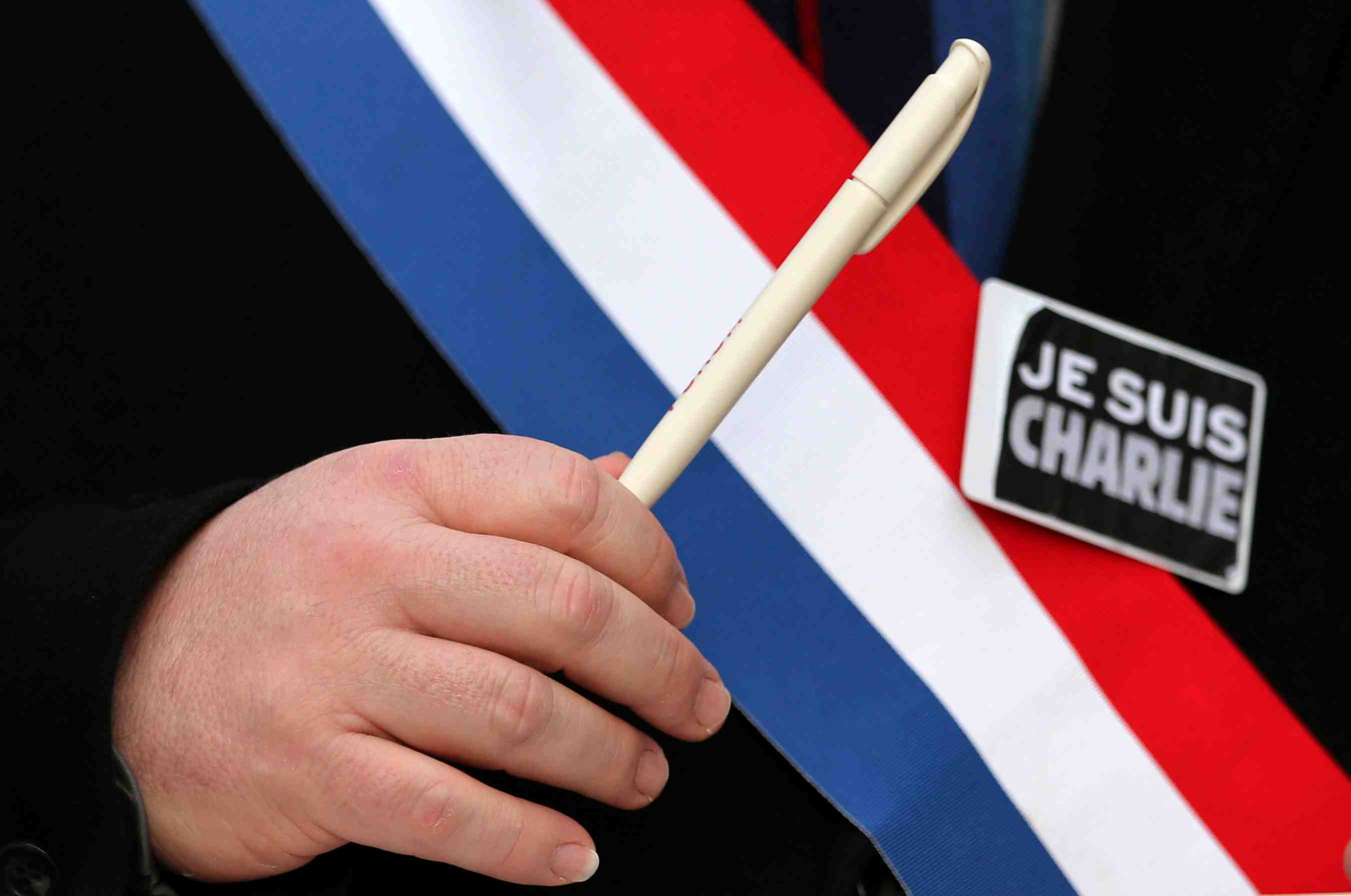 Mahomet a la "une" de charlie hebdo, "tout est pardonne"