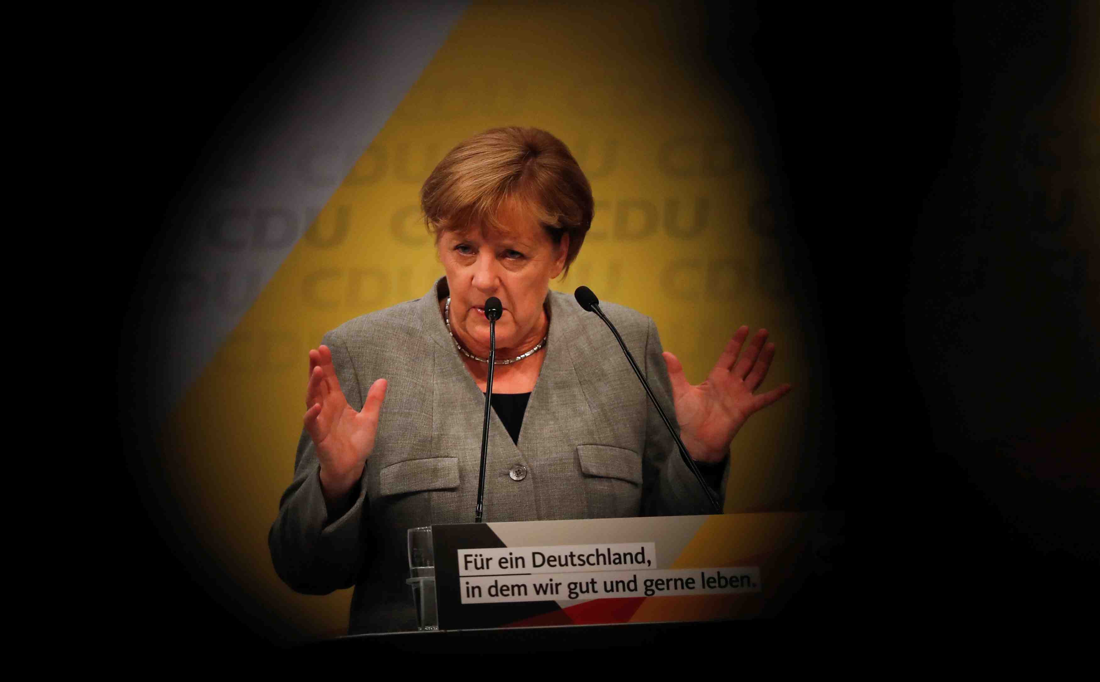 Merkel admet la suppression a terme du diesel sans fixer de date