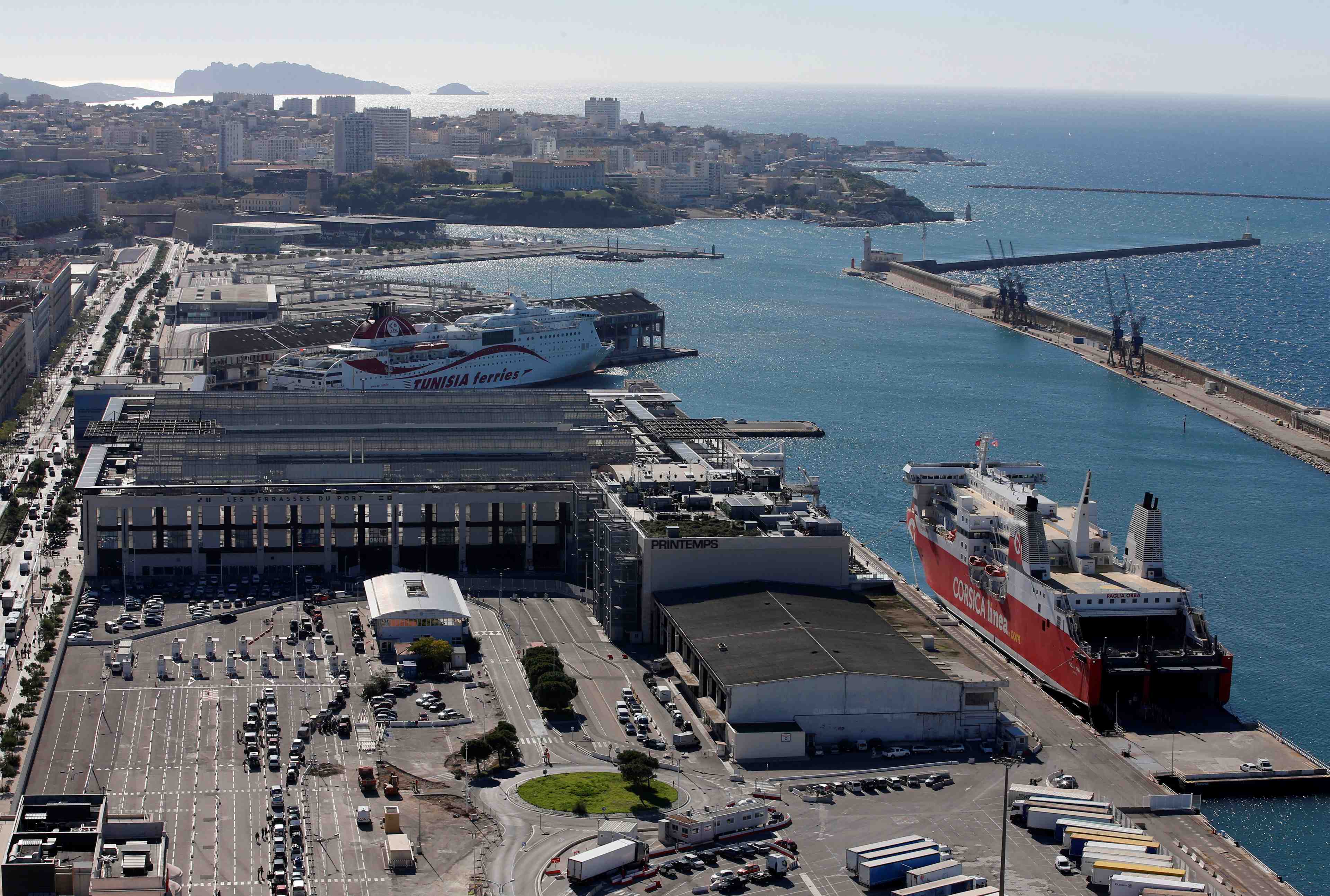 Une "charte bleue" pour des croisieres moins polluantes