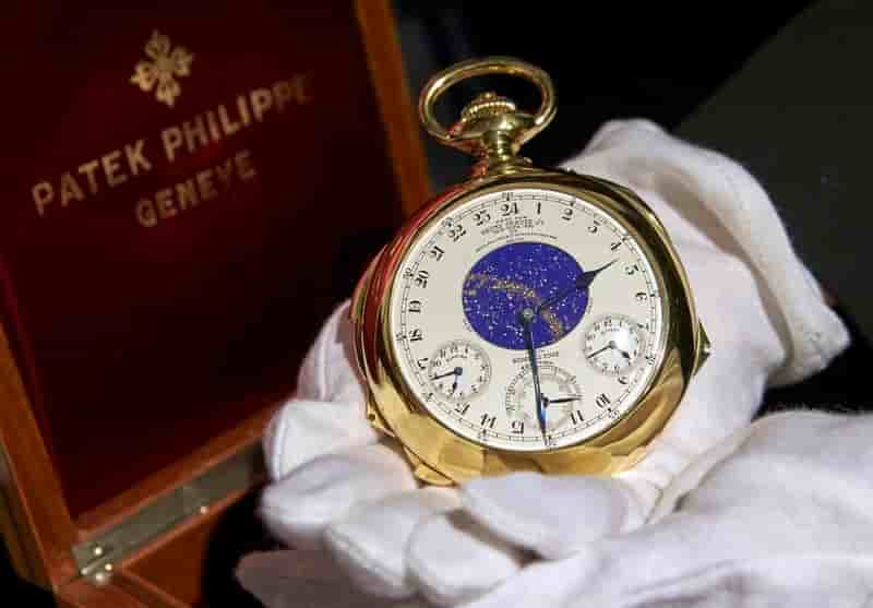 Une montre bat un record d'enchères à 19,3 millions d'euros