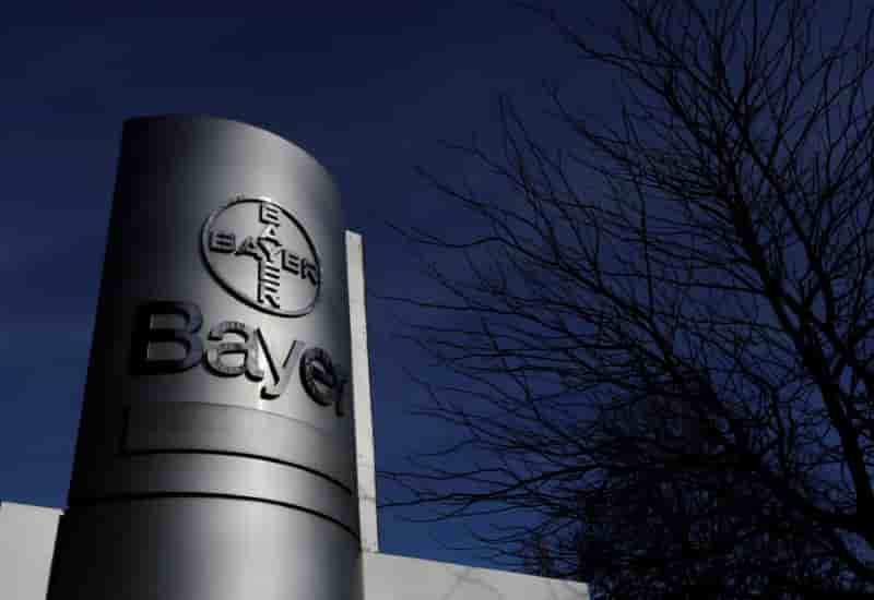 Bayer lance un appel au marche de 6 milliards d'euros pour financer monsanto