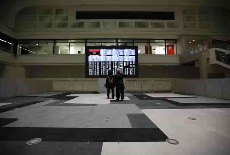 Tokyo finit dans le rouge