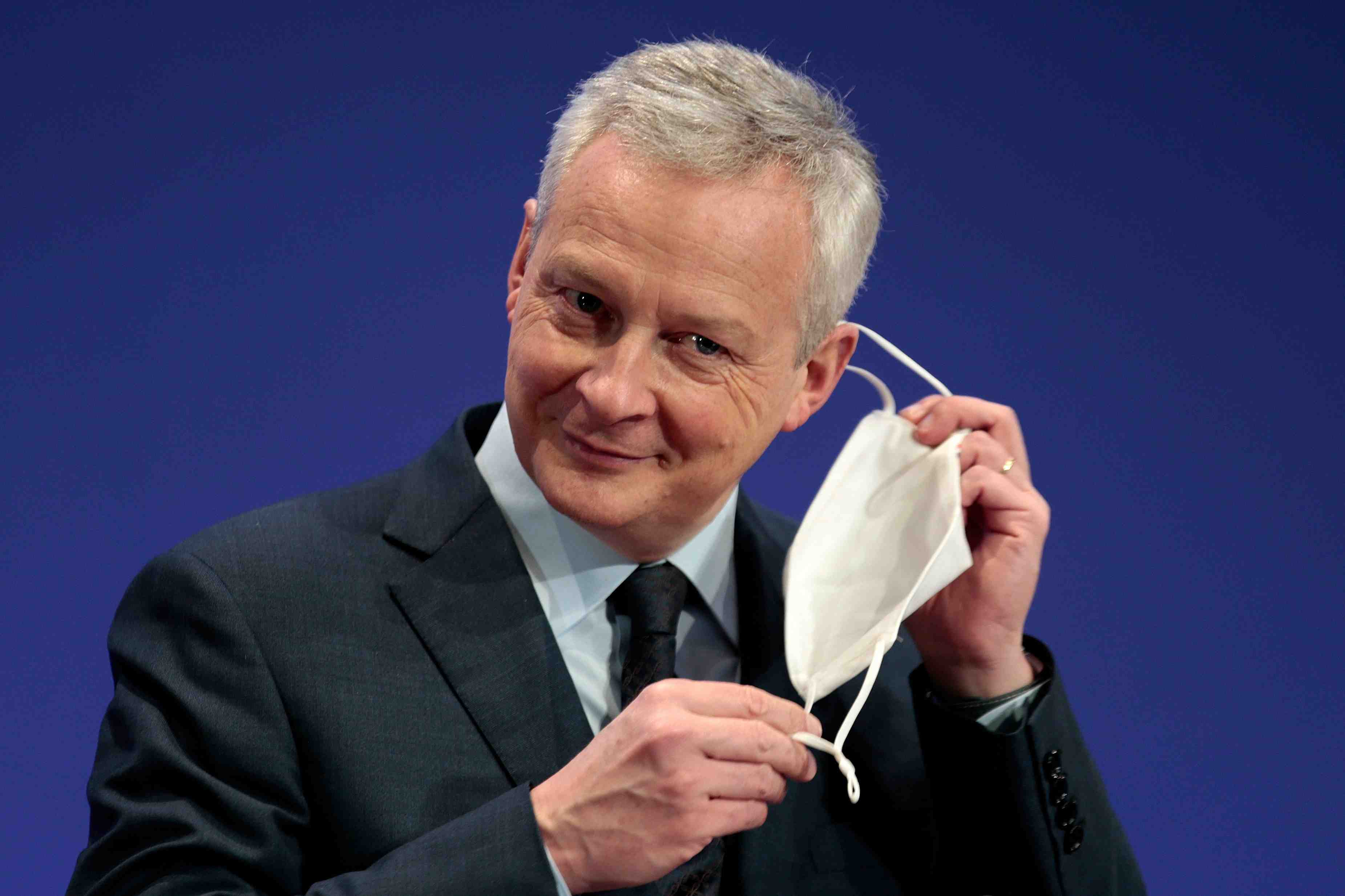 Une "partie" de la dette de certaines entreprises pourrait etre annulee, dit le maire