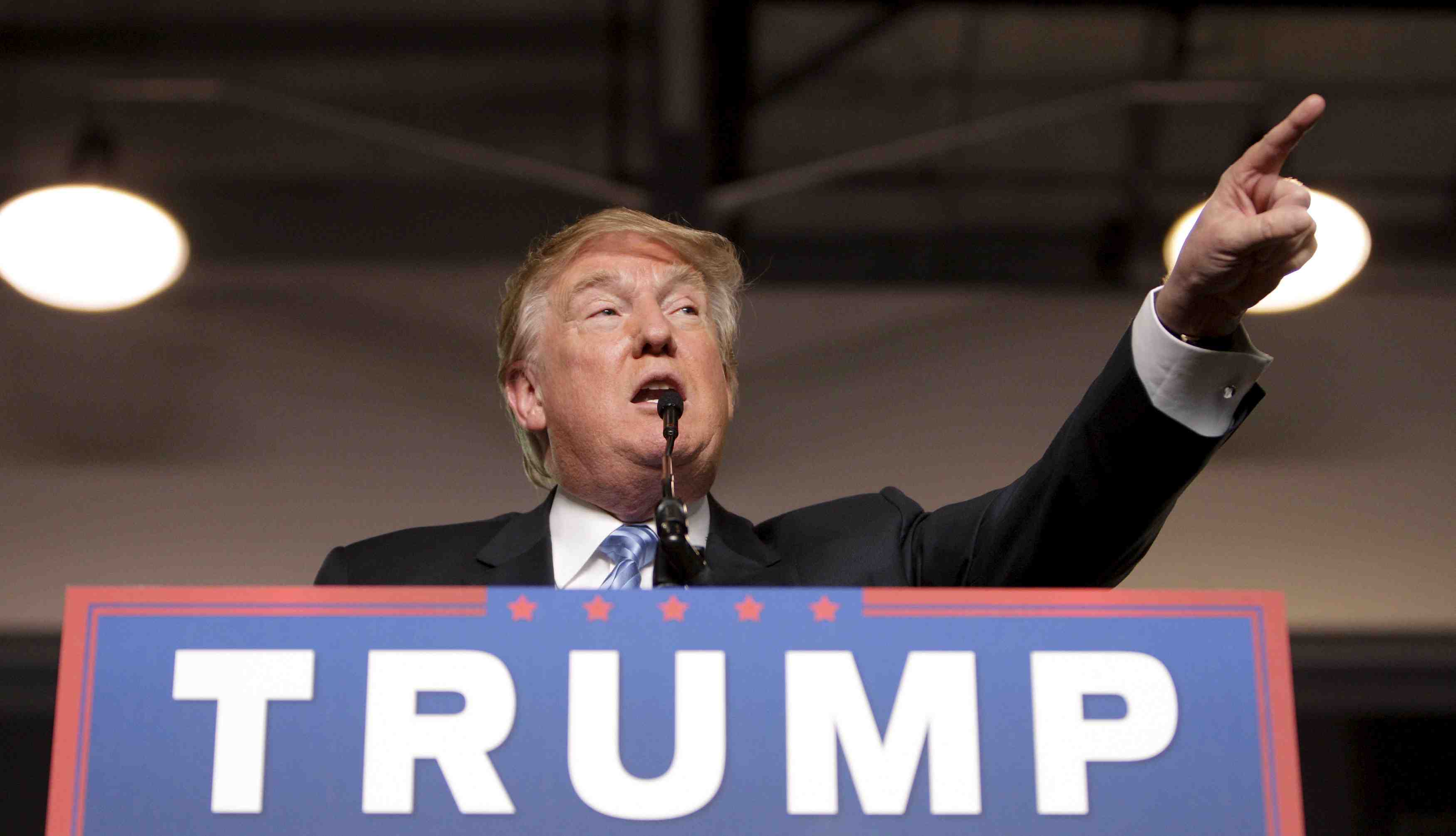 Donald trump perd 12 points en moins d'une semaine dans une enquete d'opinion reuters/ipsos