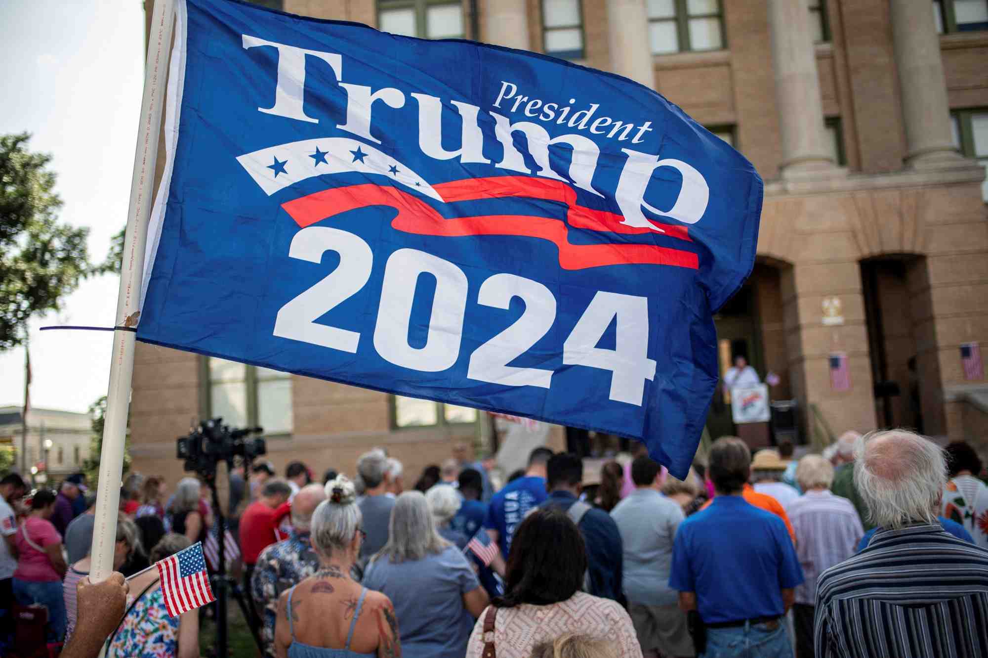 Rassemblent de soutien a l'ancien president americain donald trump