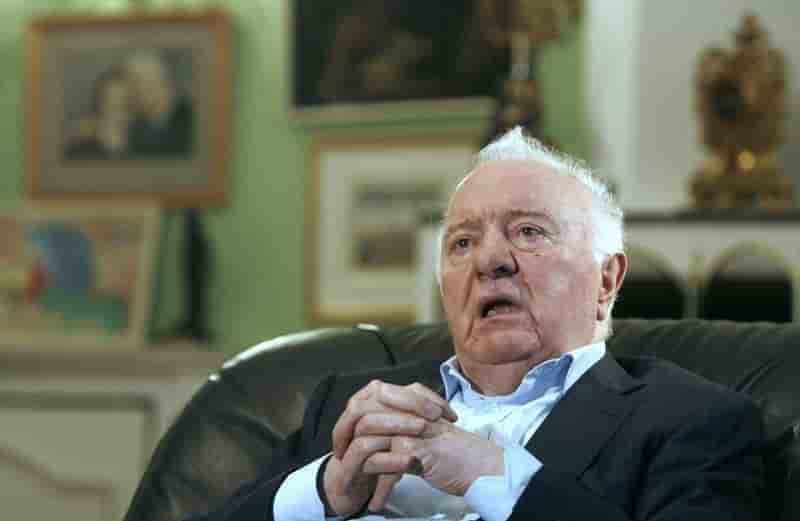 Mort d'Edouard Chevardnadzé, grande figure de la "perestroïka"