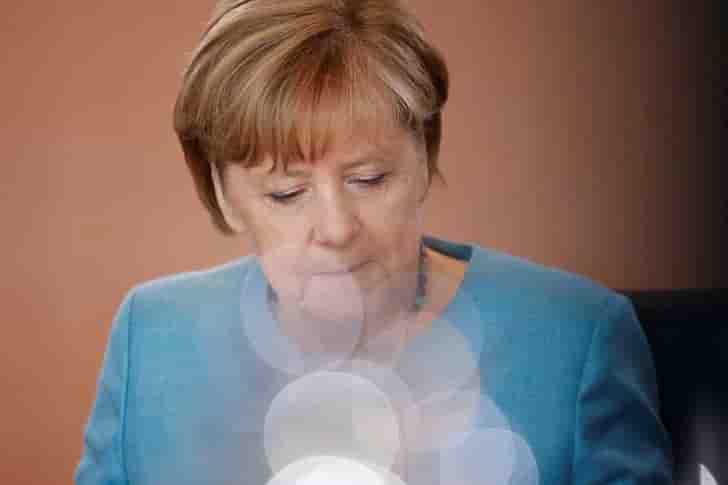 Le bloc conservateur de merkel toujours nettement en tete