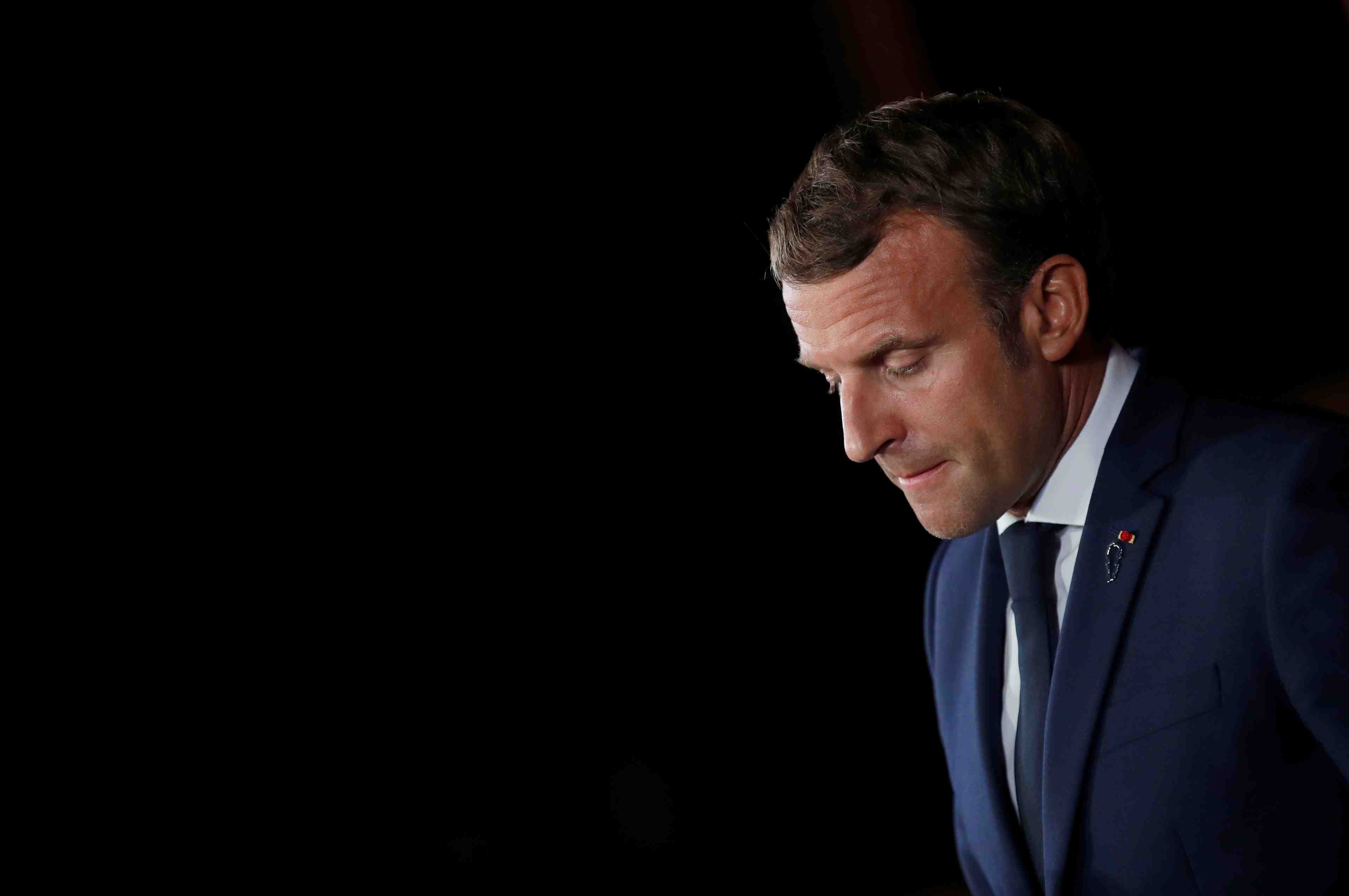 Liban: un gouvernement de mission "forme dans les 15 jours", dit macron