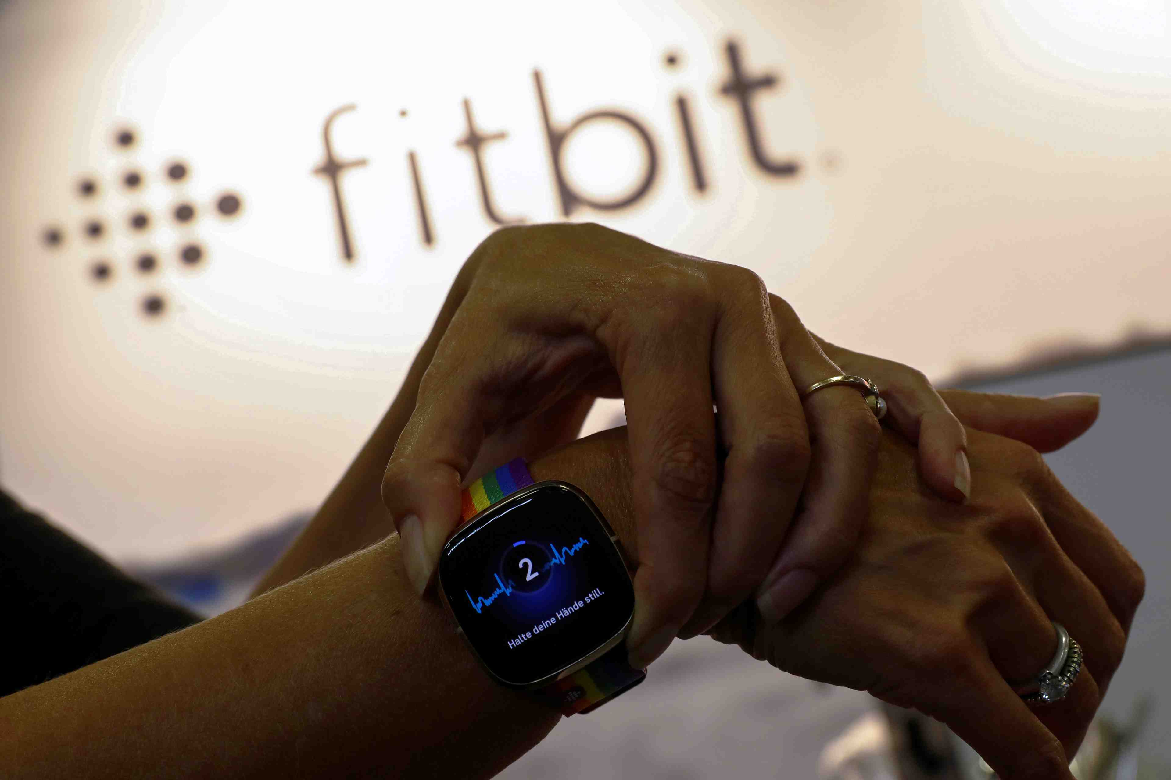 L'ue va approuver l'achat de fitbit par google moyennant des concessions