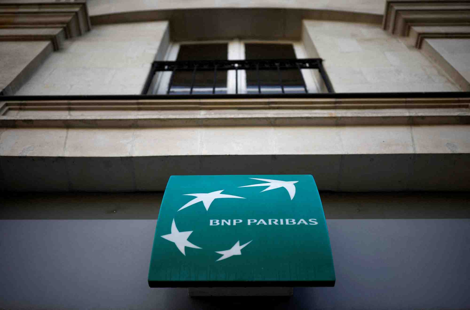 Un logo bnp paribas a nantes