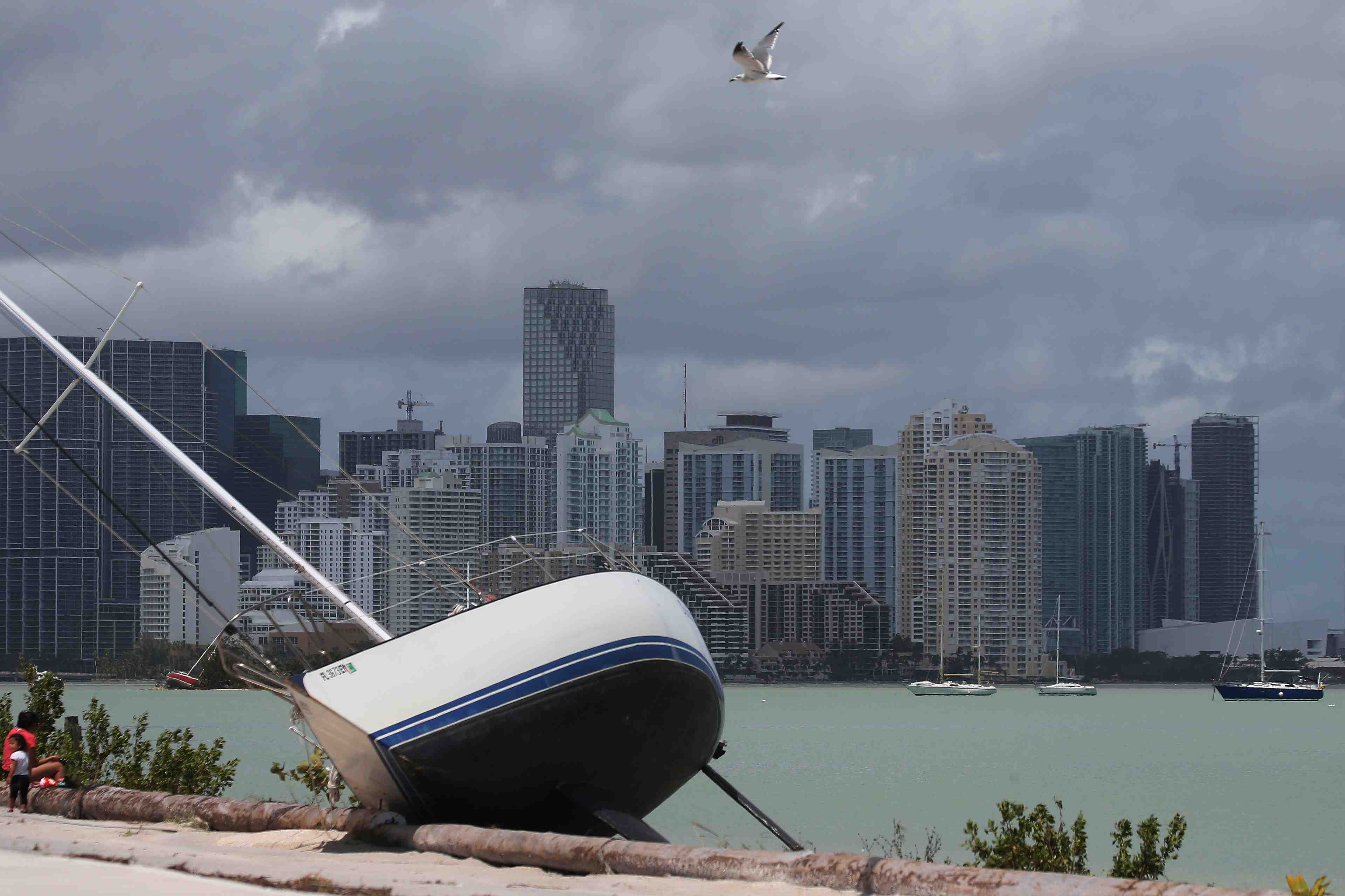 Irma: vers un retour a la normale dans les keys et les aeroports de floride