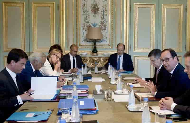 Tensions avant l'ouverture de la conférence sociale