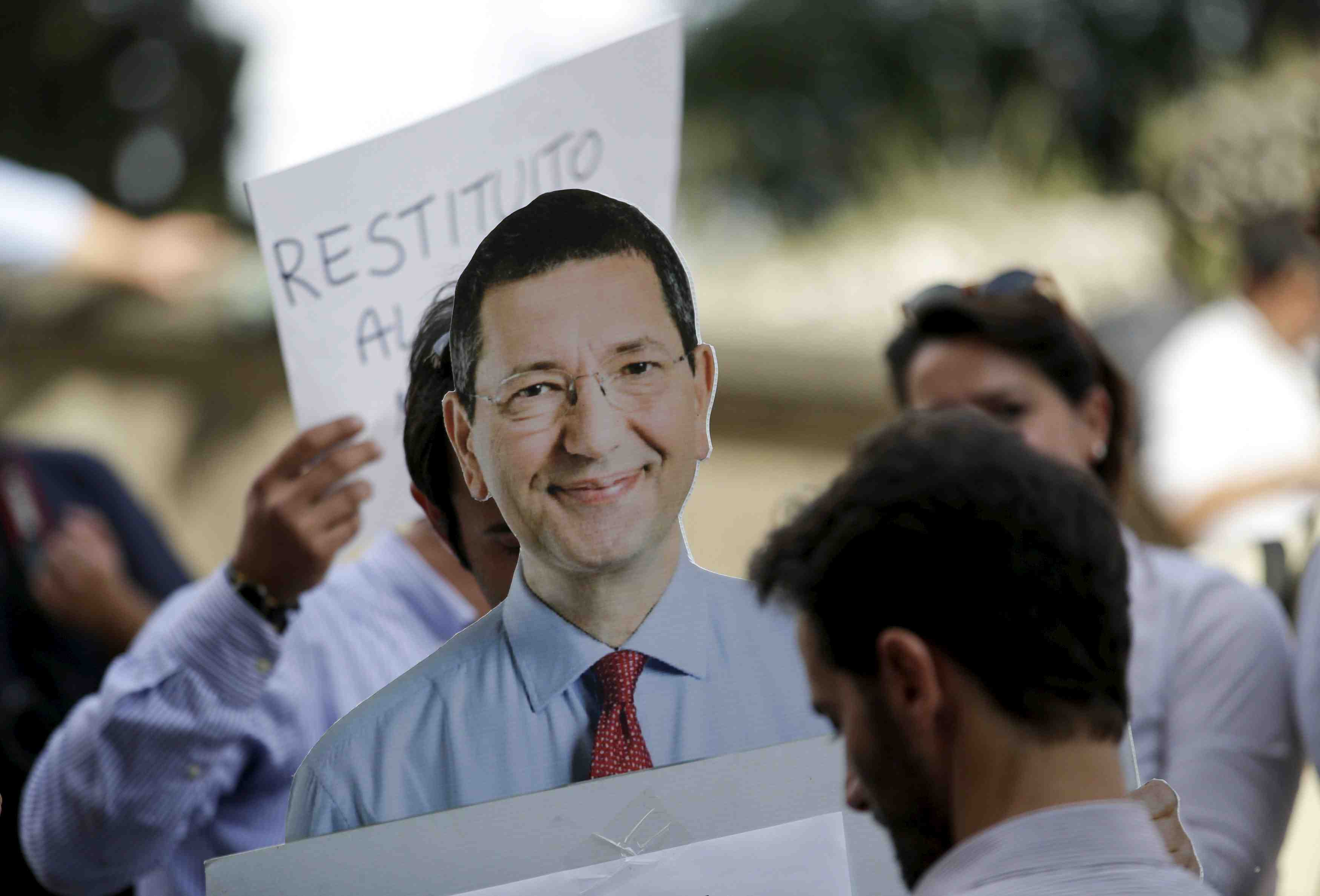 Le maire de rome demissionne