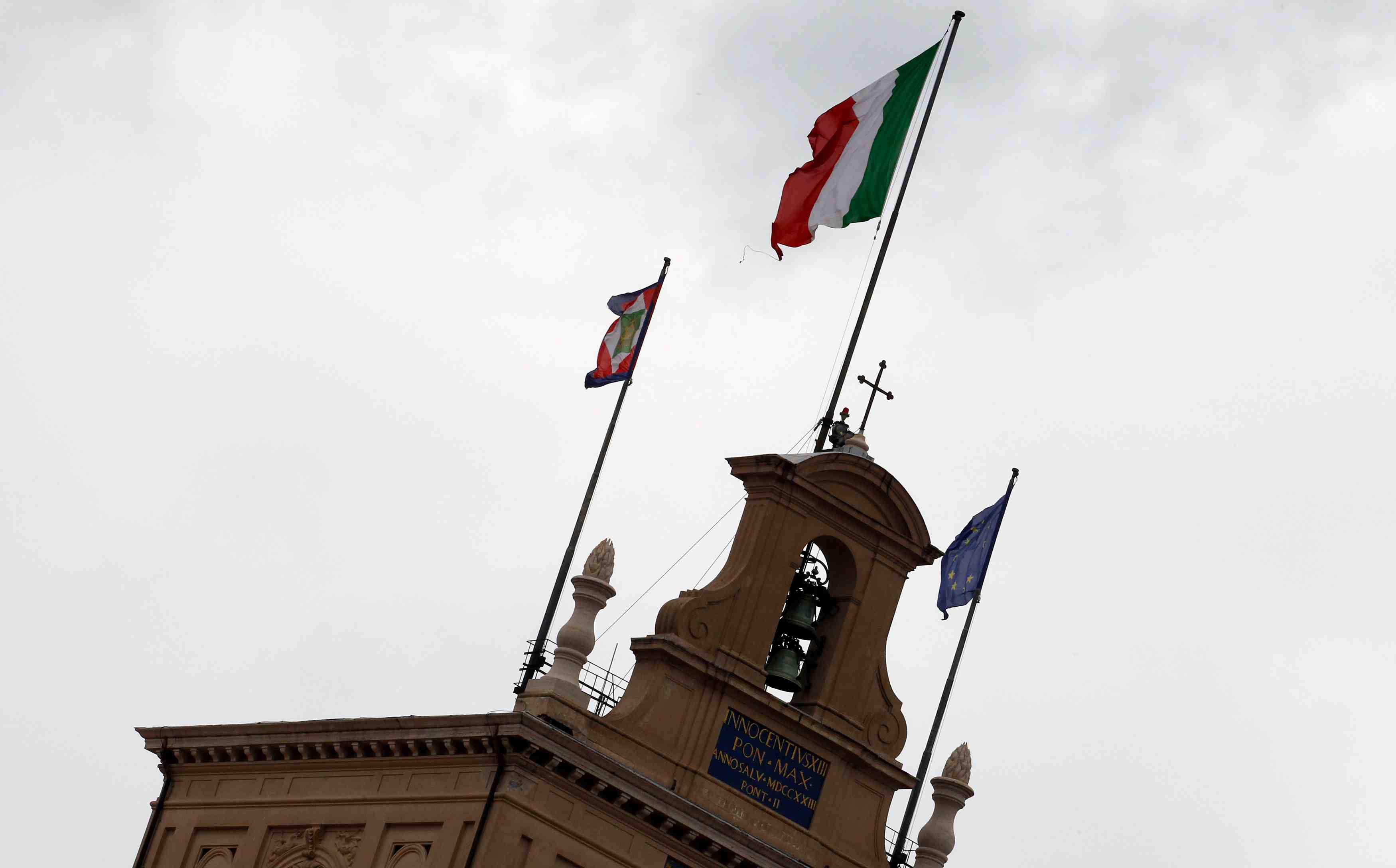 Les tensions budgetaires font grimper les rendements italiens