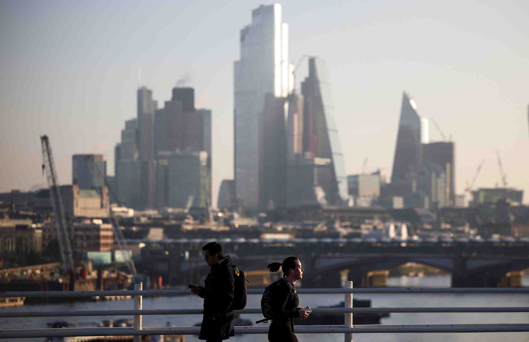 Peche: londres n'envisage pas d'assouplir ses criteres d'octroi de licences