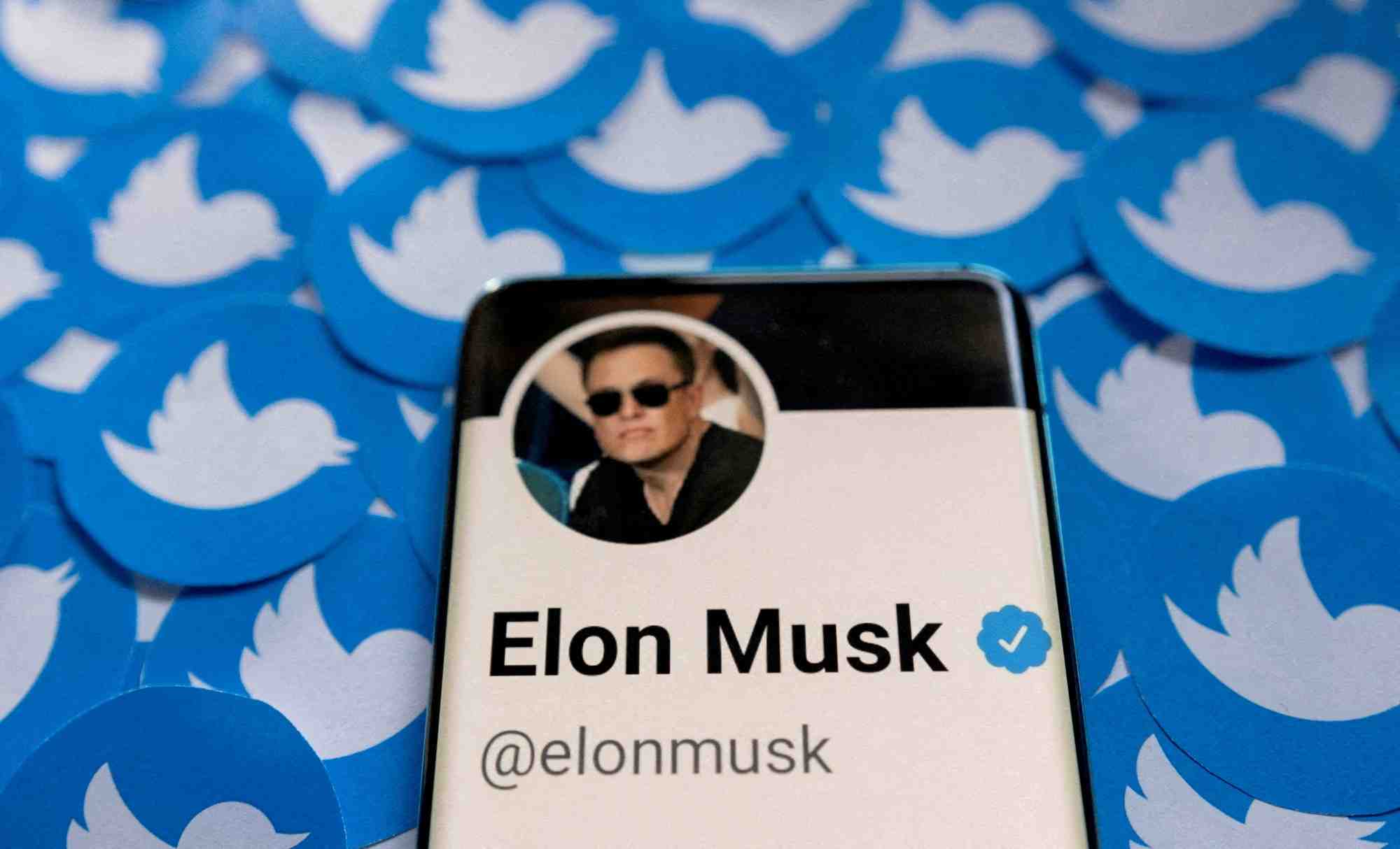 Elon musk menace d'abandonner son projet de rachat de twitter