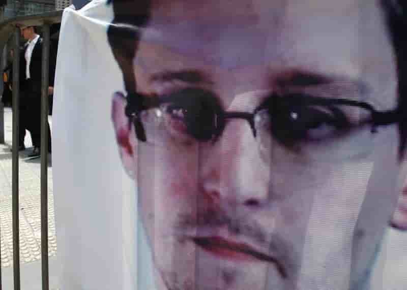 Oliver Stone va porter l'histoire d'Edward Snowden à l'écran