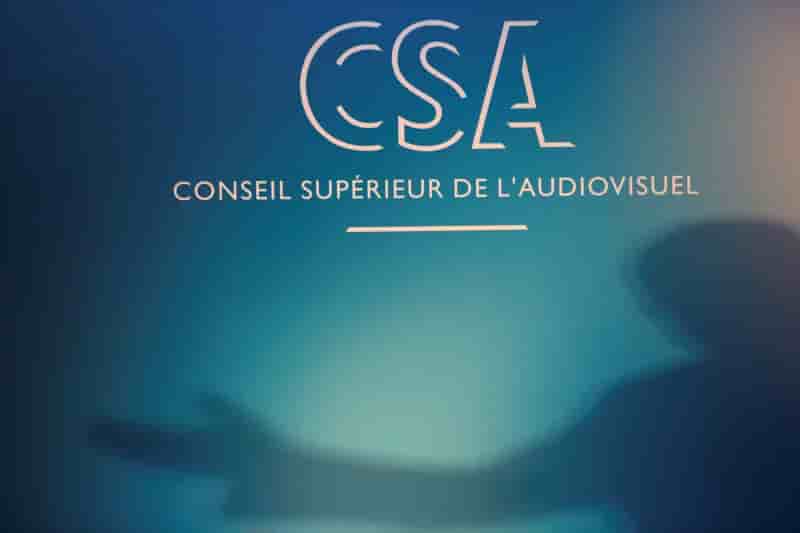 Feu vert du csa au passage de lci sur la tnt gratuite
