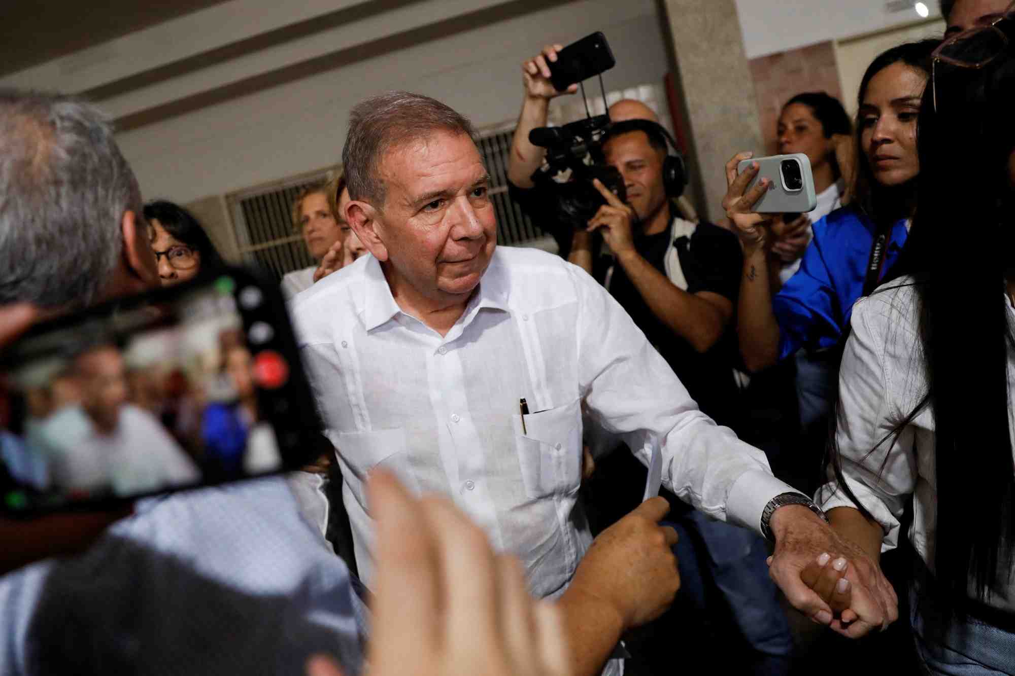 L'ancien candidat de l'opposition a la presidentielle venezuelienne edmundo gonzalez