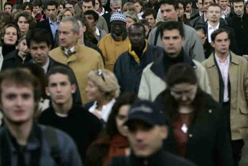 La confiance des menages francais en legere baisse en juillet