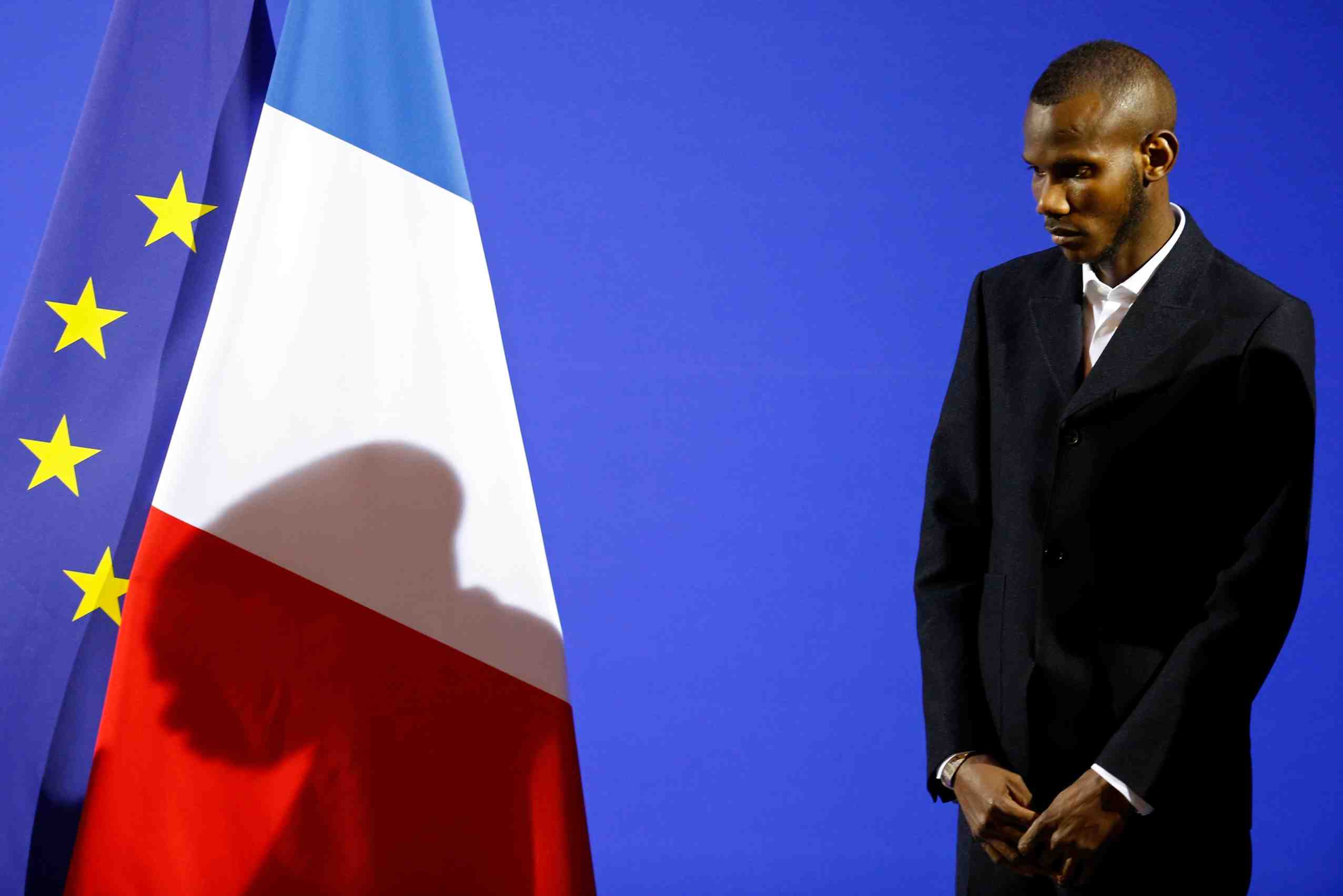 Lassana bathily, le magasinier de l'hyper casher, emu et fier de devenir francais