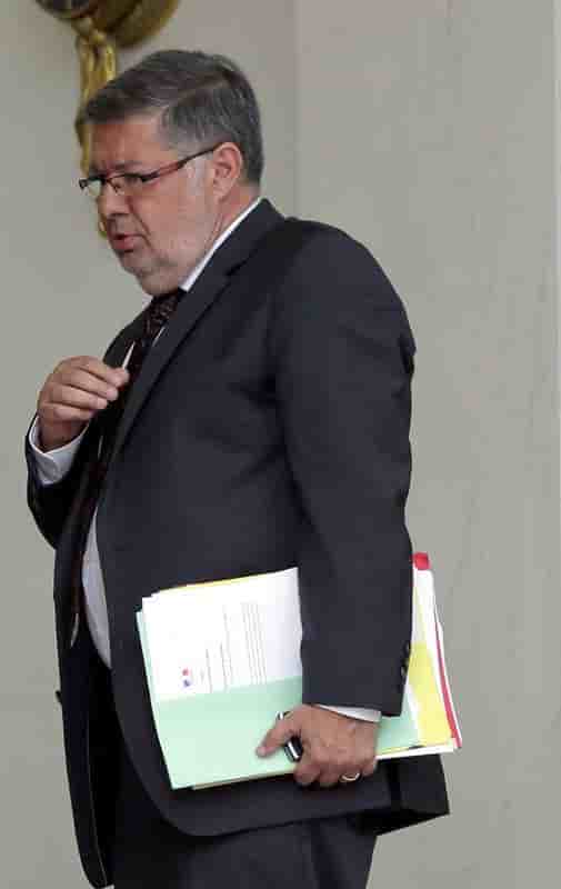 Alain vidalies se defend apres ses propos sur la discrimination
