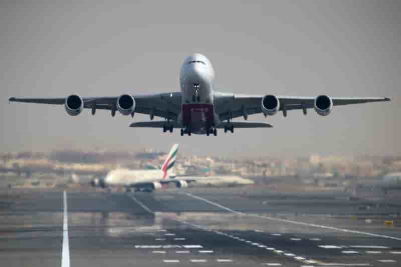 Emirates suspend ses vols pour la france, l'allemagne, le nigeria et new york