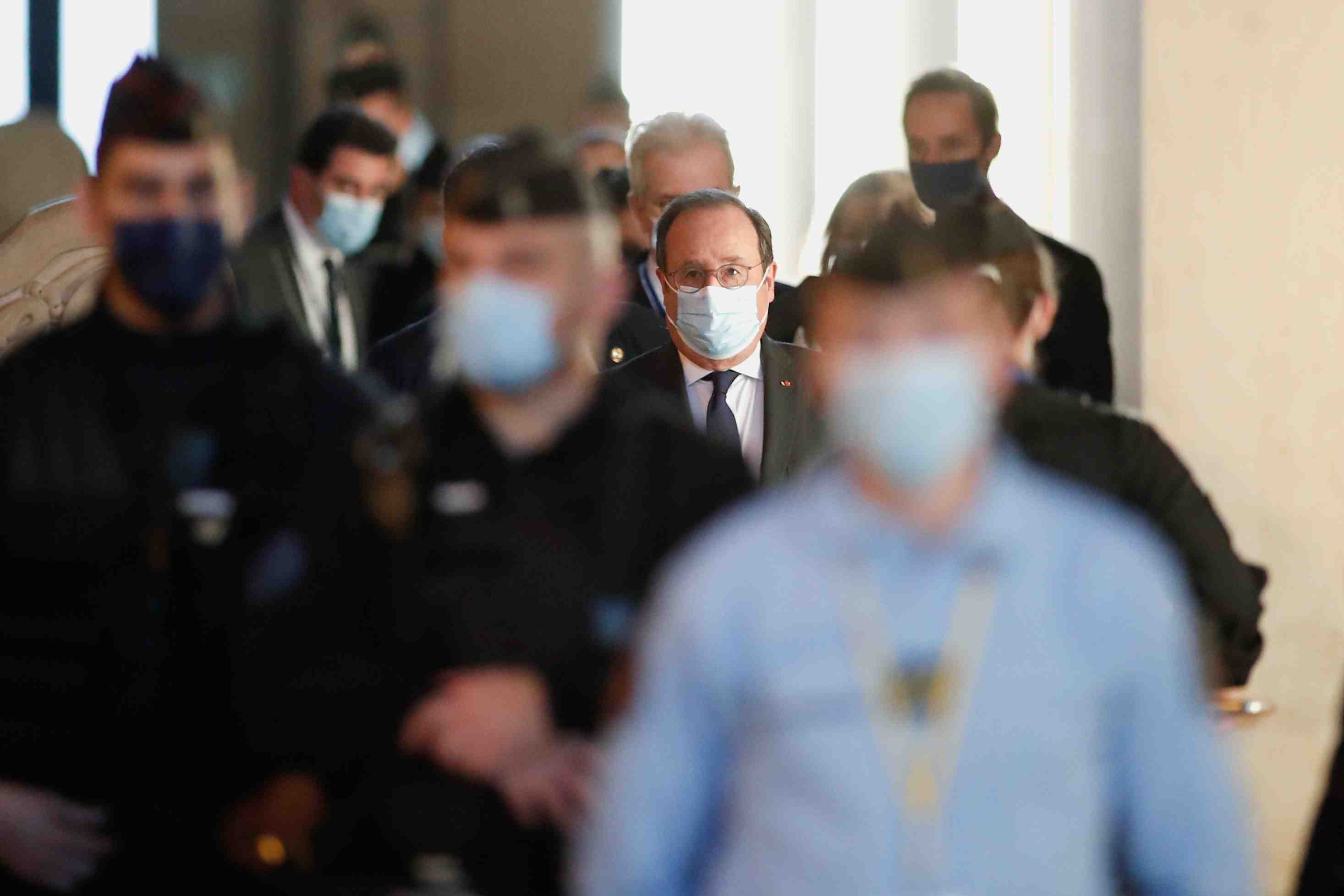 Proces du 13-novembre: l'ei nous a frappes "pour ce que nous sommes", dit hollande