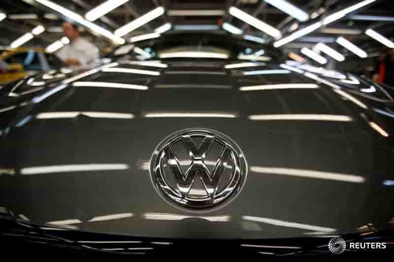 Le comite d'entreprise de volkswagen accuse la direction de violer ses promesses