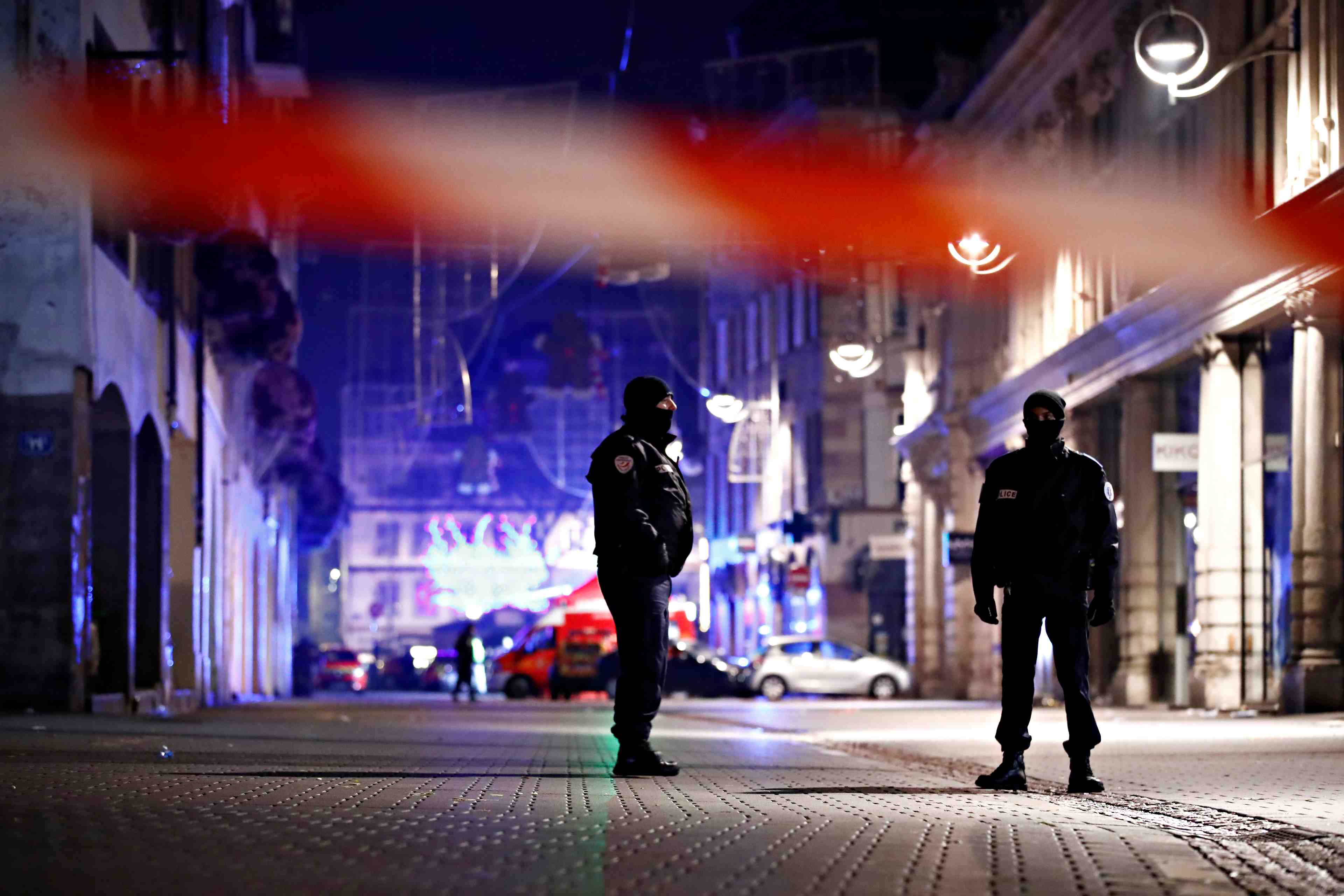Traque pour retrouver le tueur de trois personnes a strasbourg