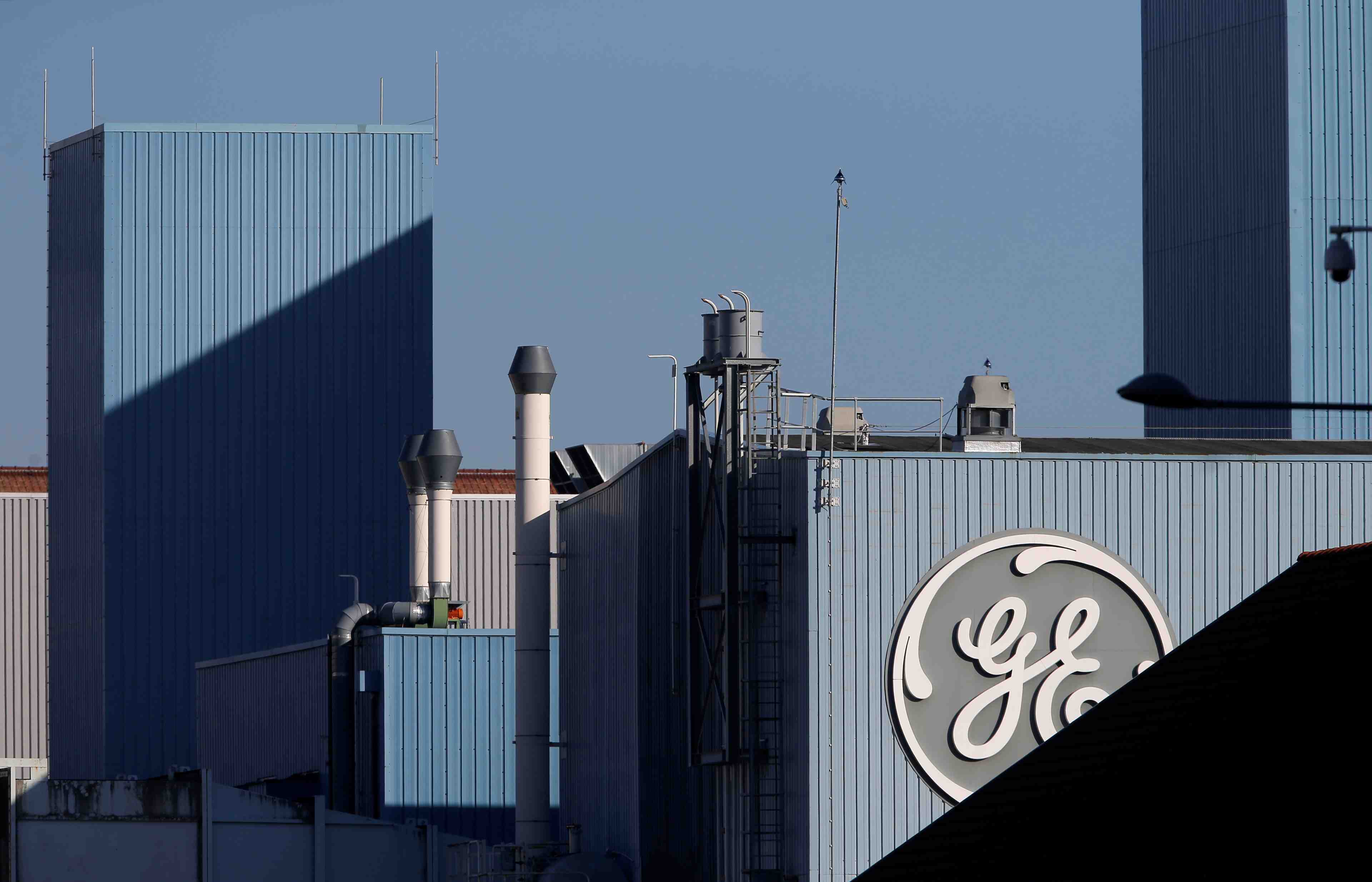 General electric veut supprimer plus de 1.000 emplois en france