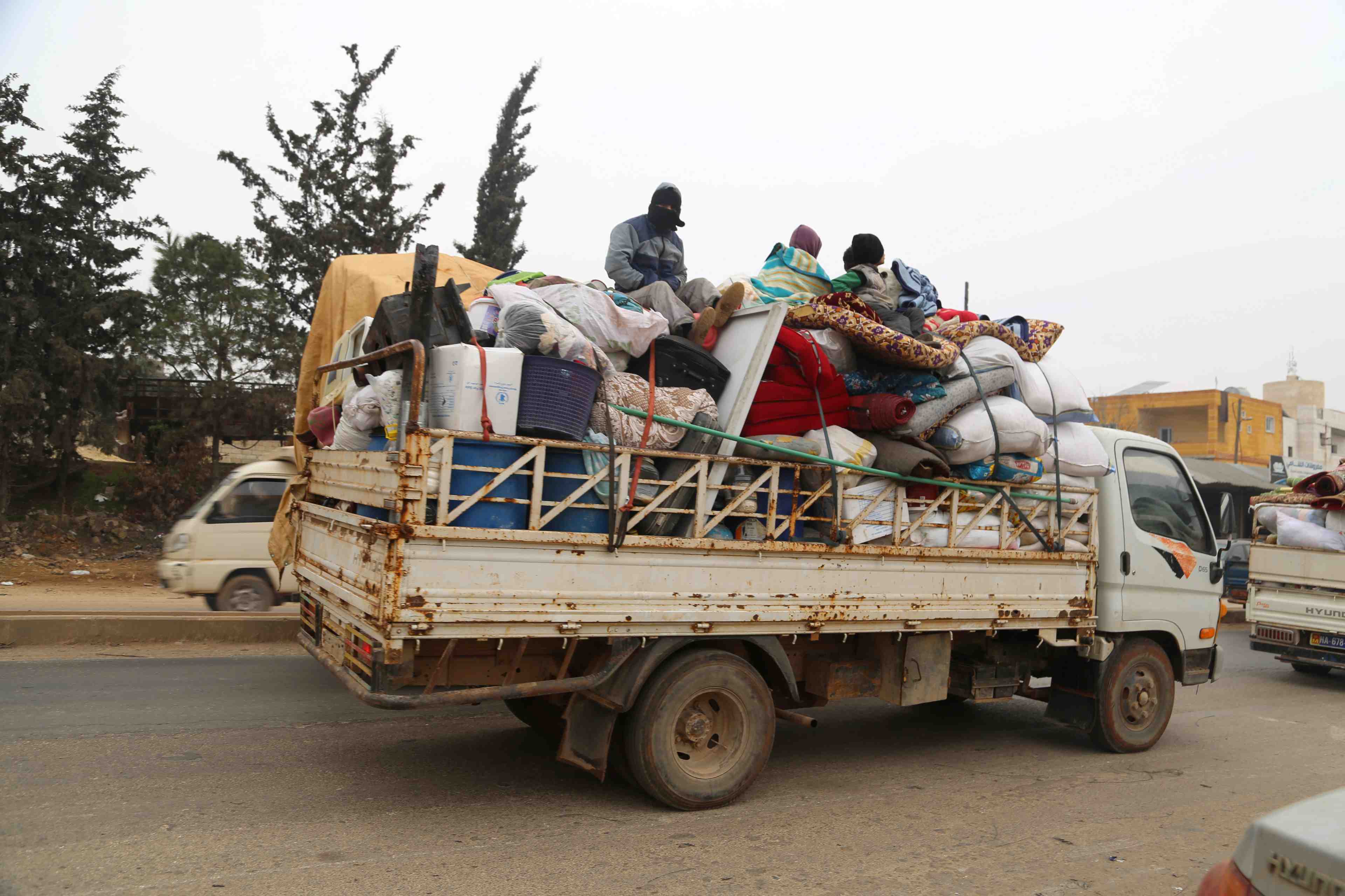 Syrie: plus de 235.000 civils deplaces dans la region d'idlib