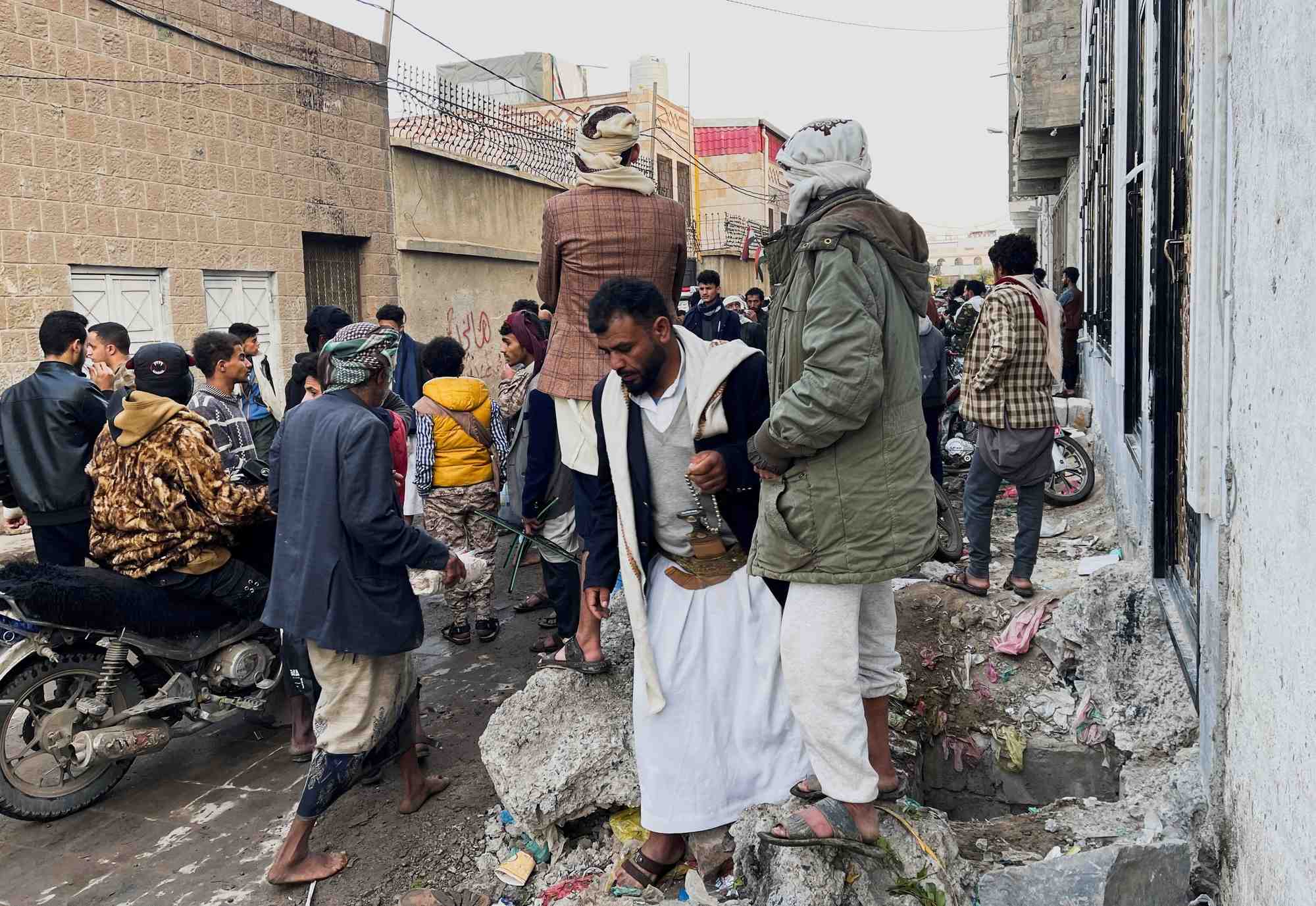 Image prise apres le mouvement de foule a sanaa (yemen)
