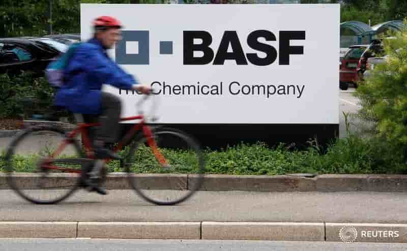 Basf fait mieux qu'attendu au 3e trimestre grace a la petrochimie