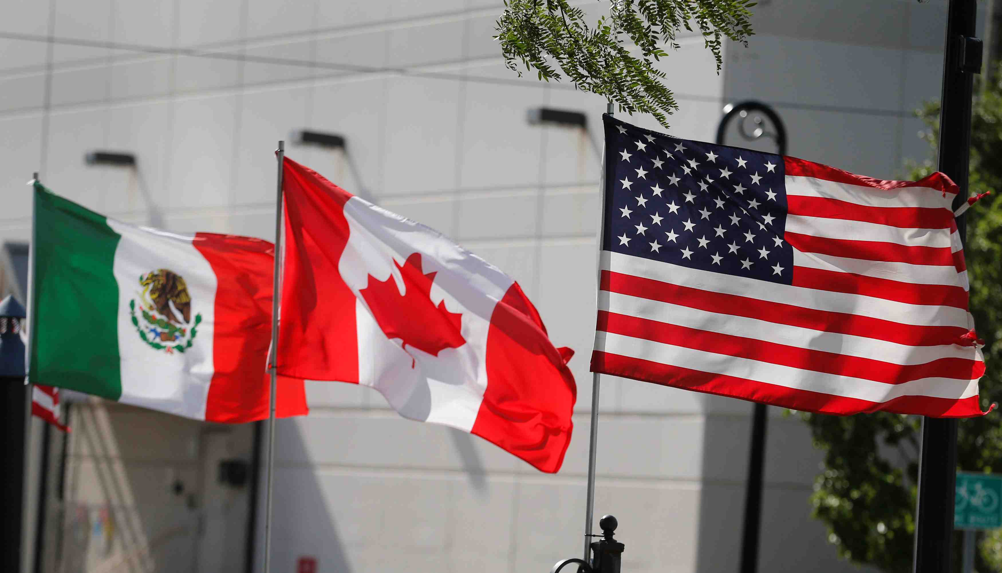 Le senat us approuve l'accord commercial nord-americain