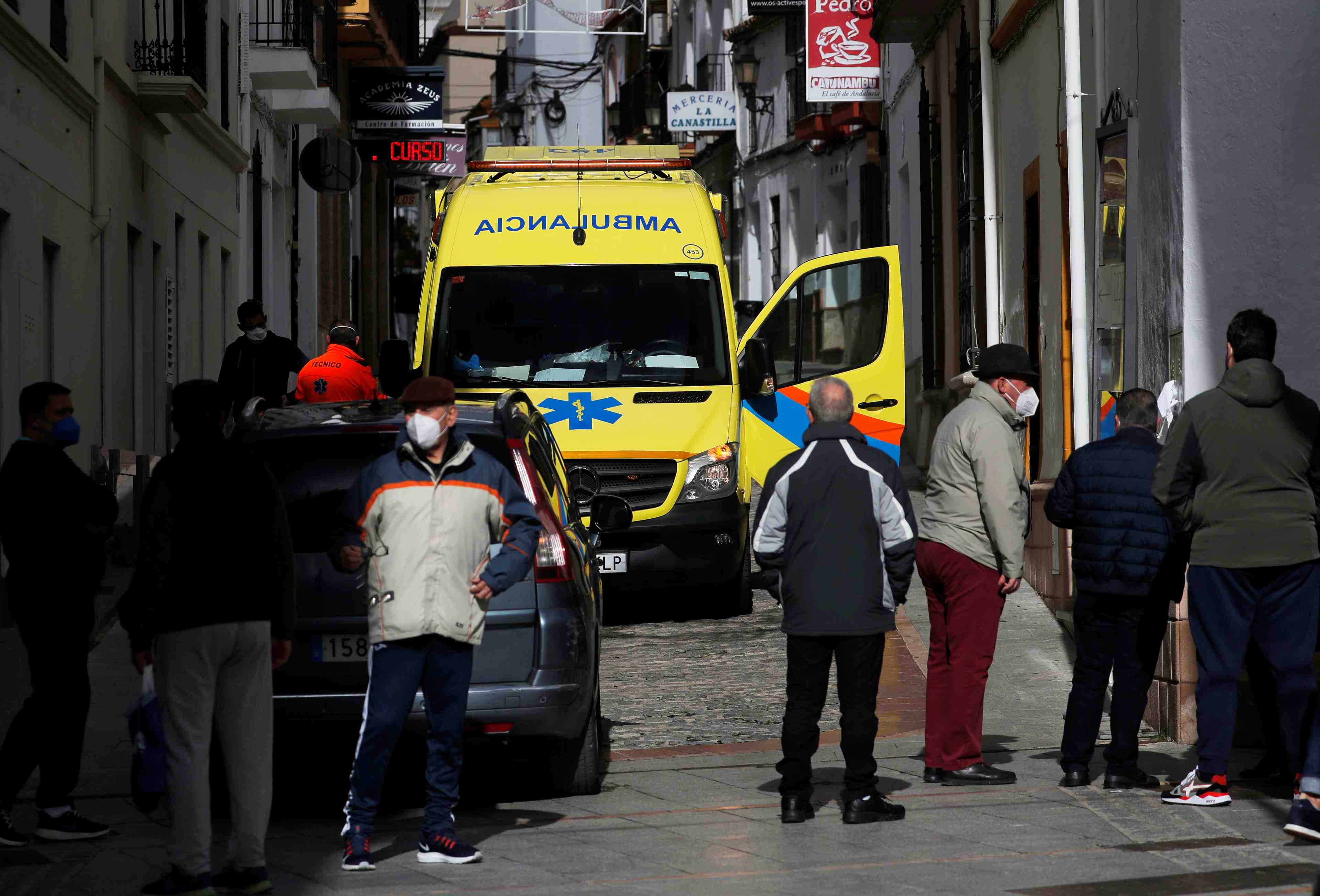 Coronavirus: plus de 42.000 nouvelles contaminations en espagne