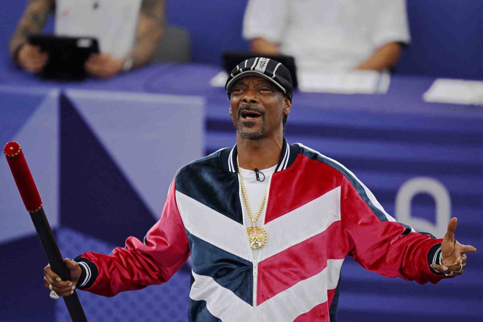 Snoop dogg lors de la competition de breaking aux jo 2024