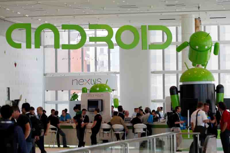 Les premières montres Google seront lancées par LG et Motorola