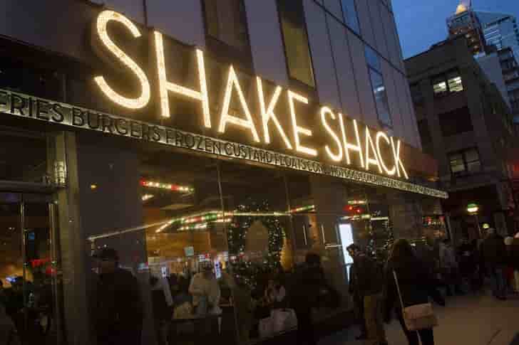 Shake shack s'envole pour son introduction a wall street