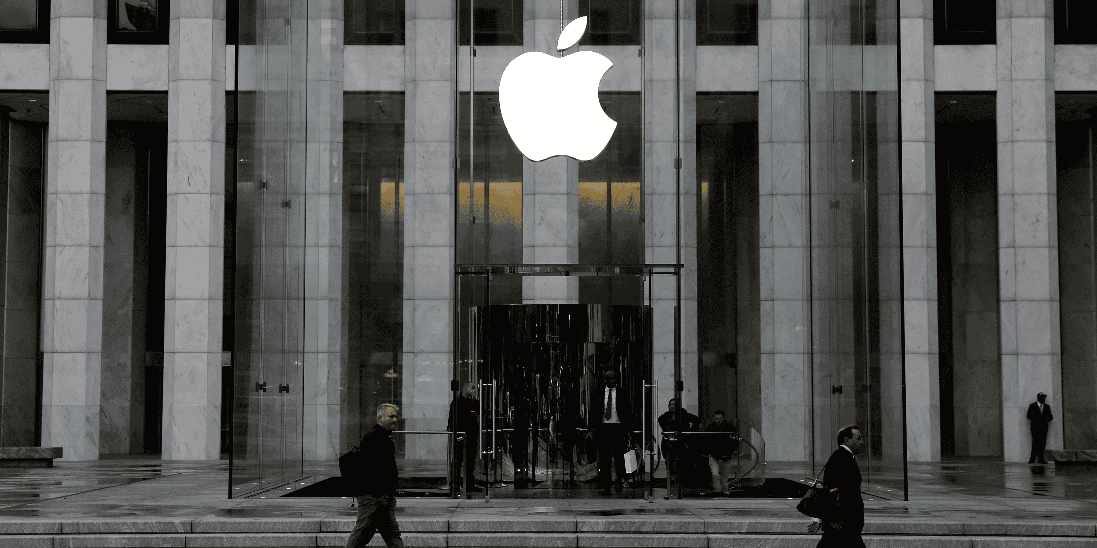 La commission europeenne ouvre une enquete sur les pratiques d'apple