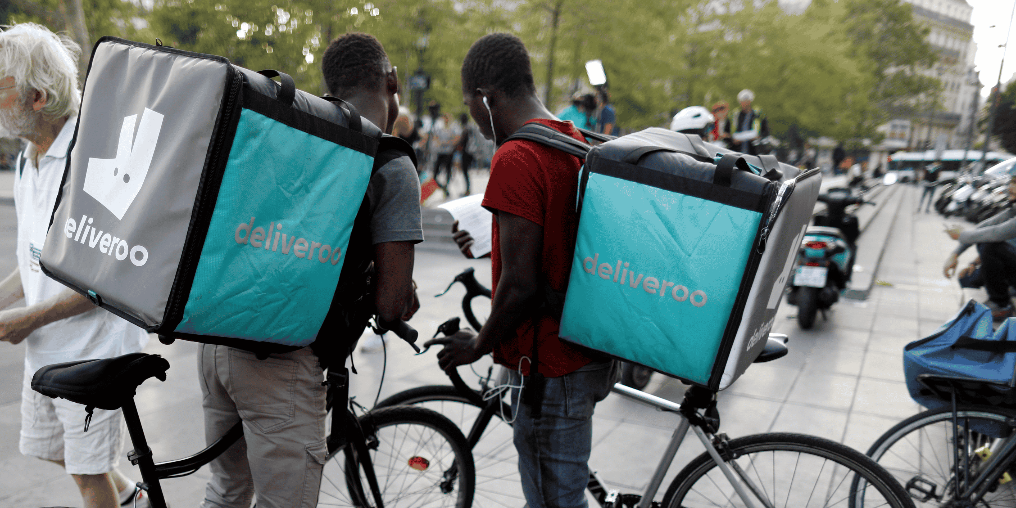 coursier, vélo, emploi précaire, migrants, réfugiés,