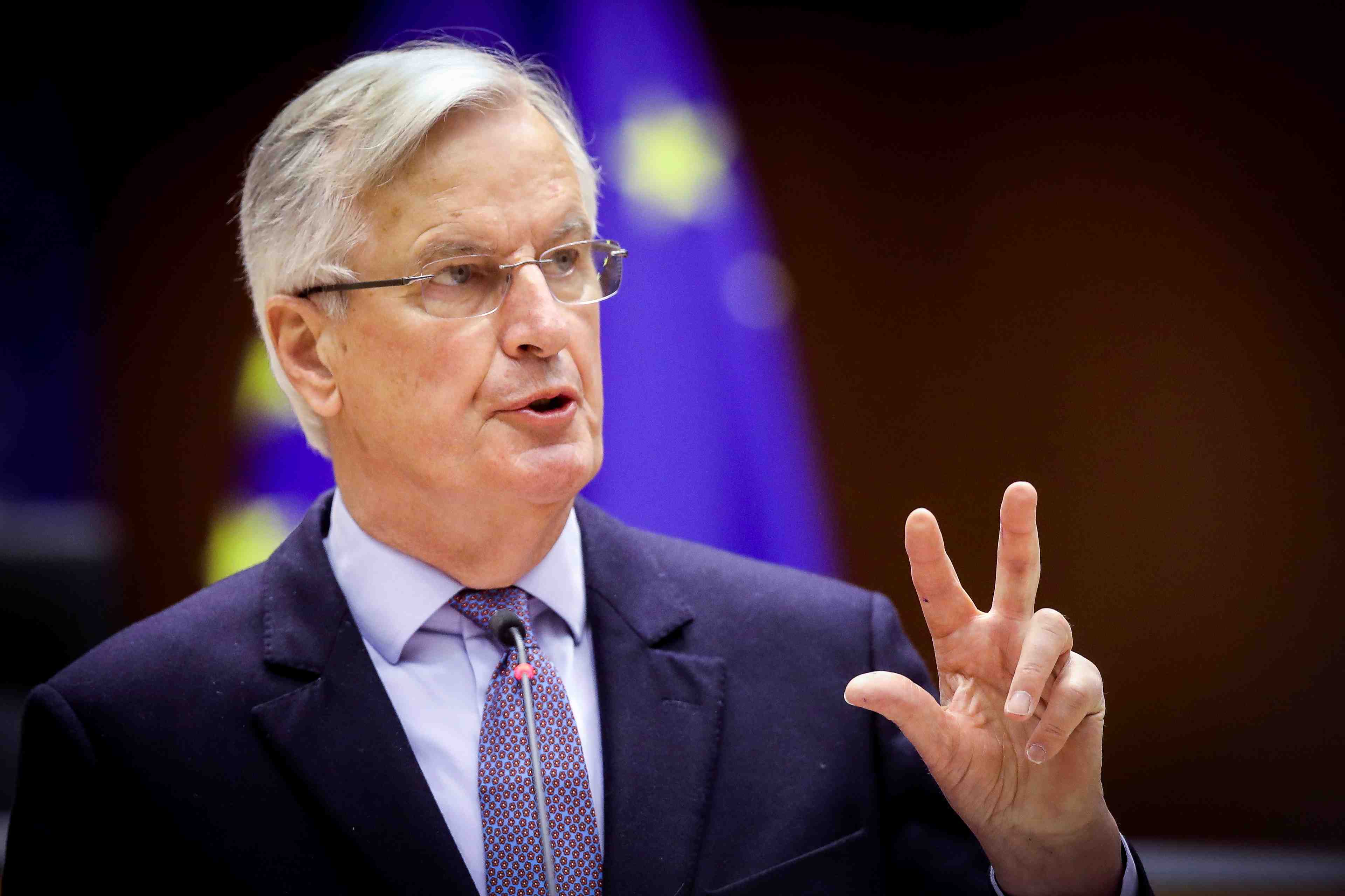 Barnier candidat a la primaire presidentielle de la droite et du centre